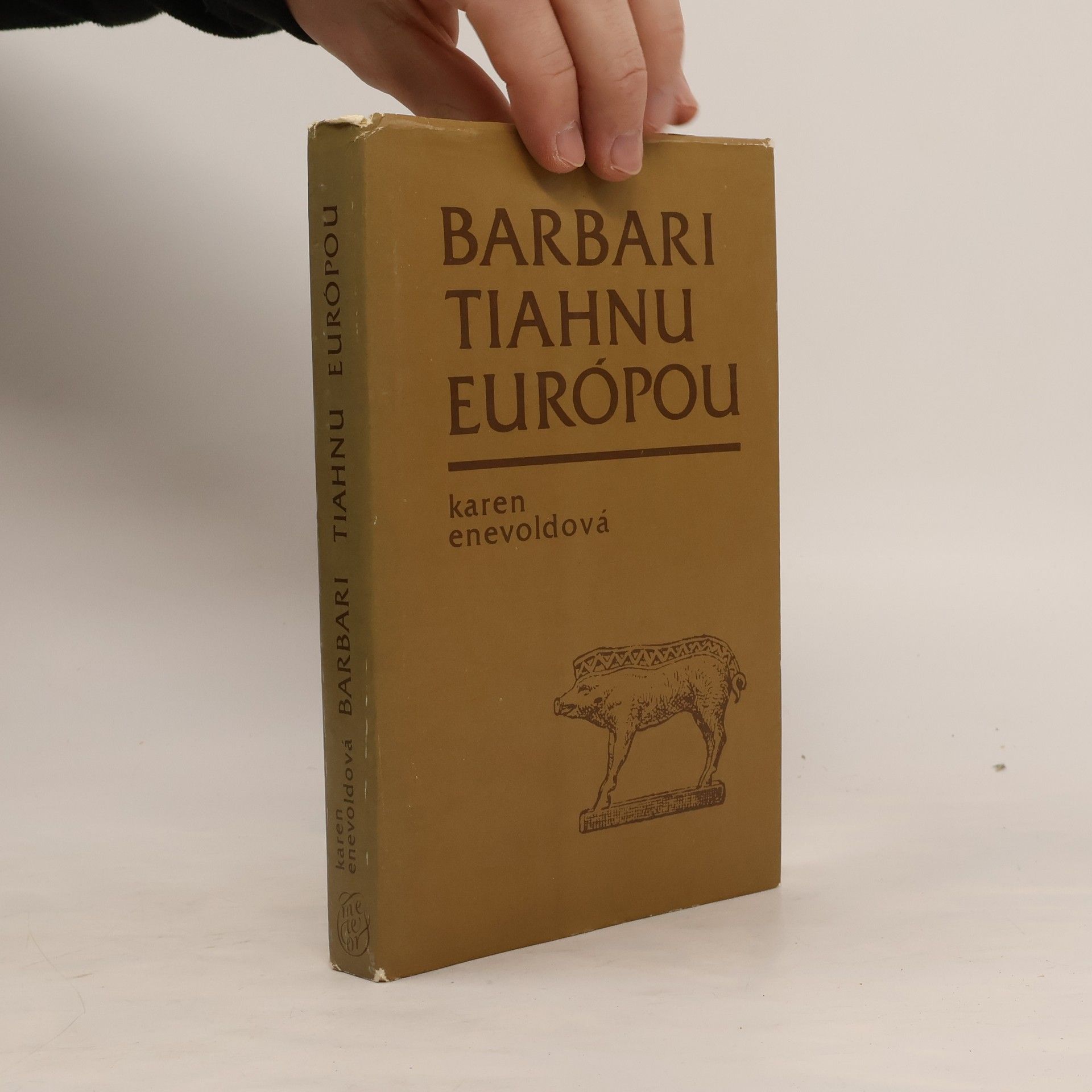 Barbari tiahnu Európou