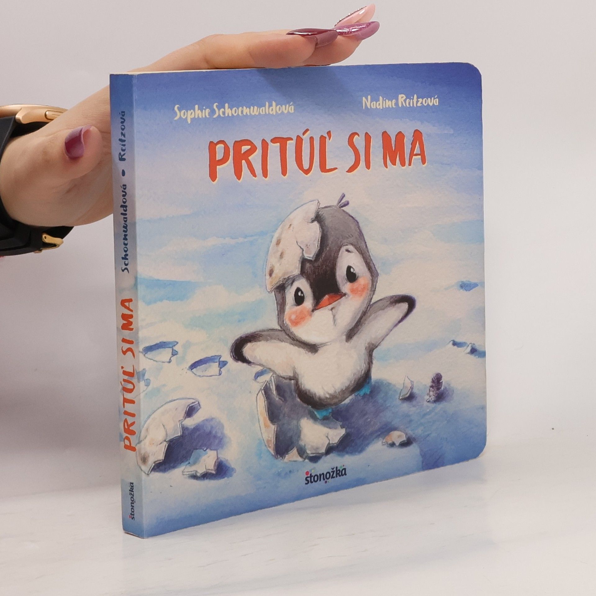 Sophie Schoenwaldová  Pritúľ si ma