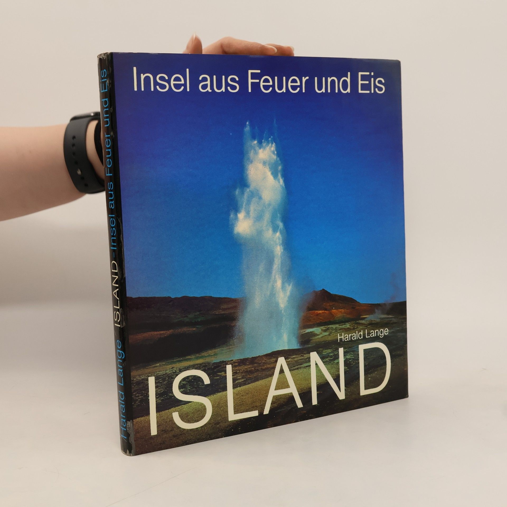 Harald Lange Island. Insel aus Feuer und Eis