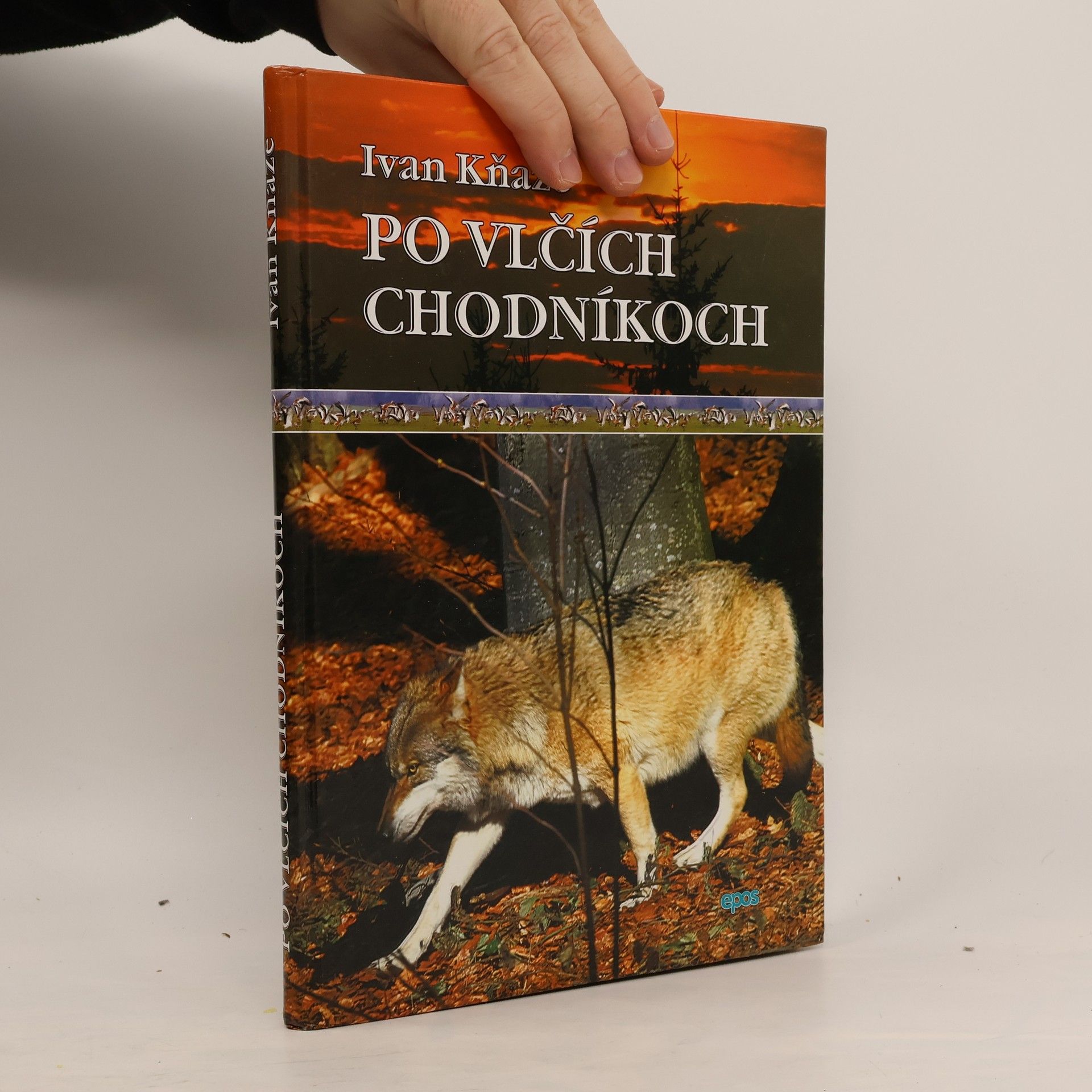 Ivan Kňaze Po vlčích chodníkoch