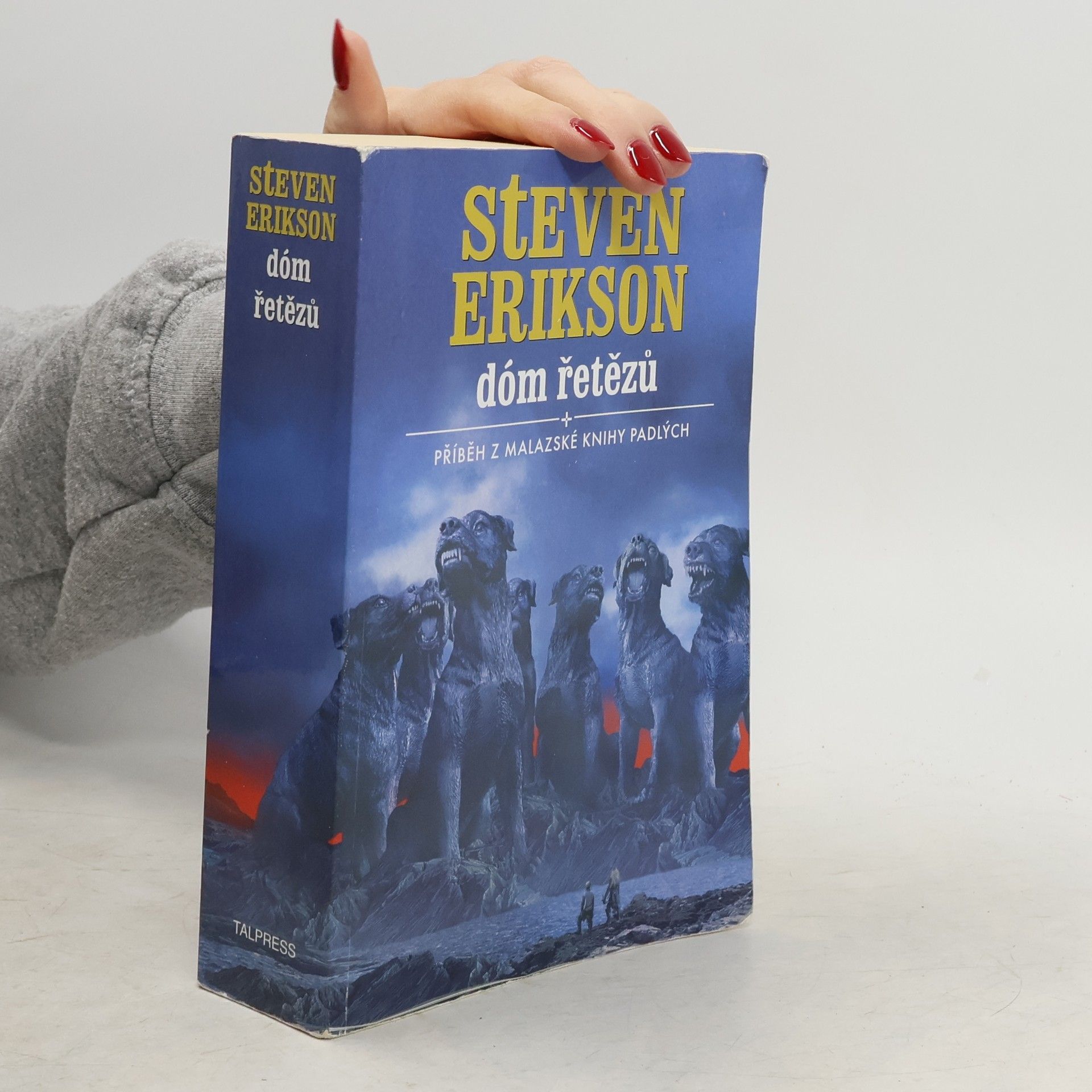 Steven Erikson Dóm řetězů
