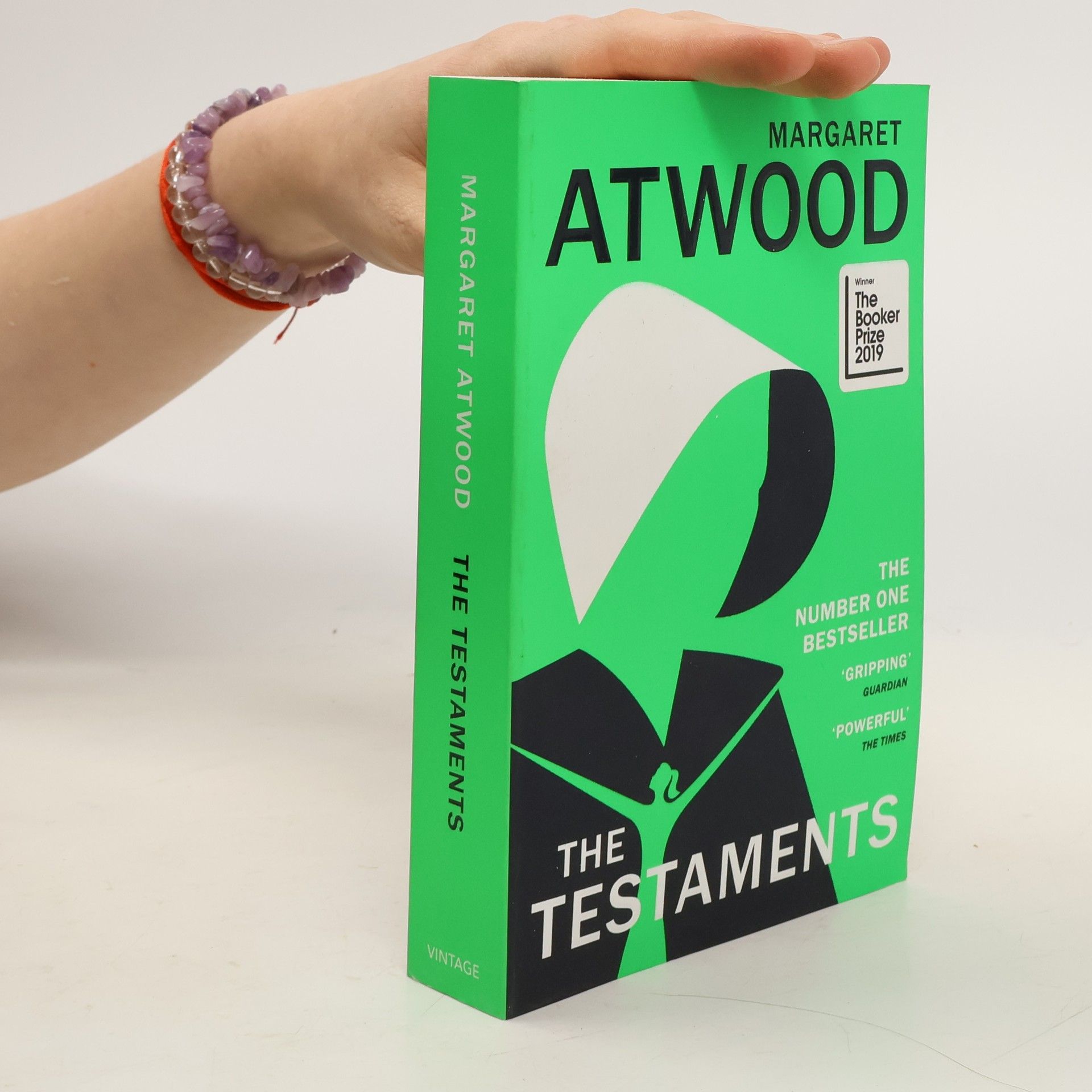Margaret Atwood The testaments