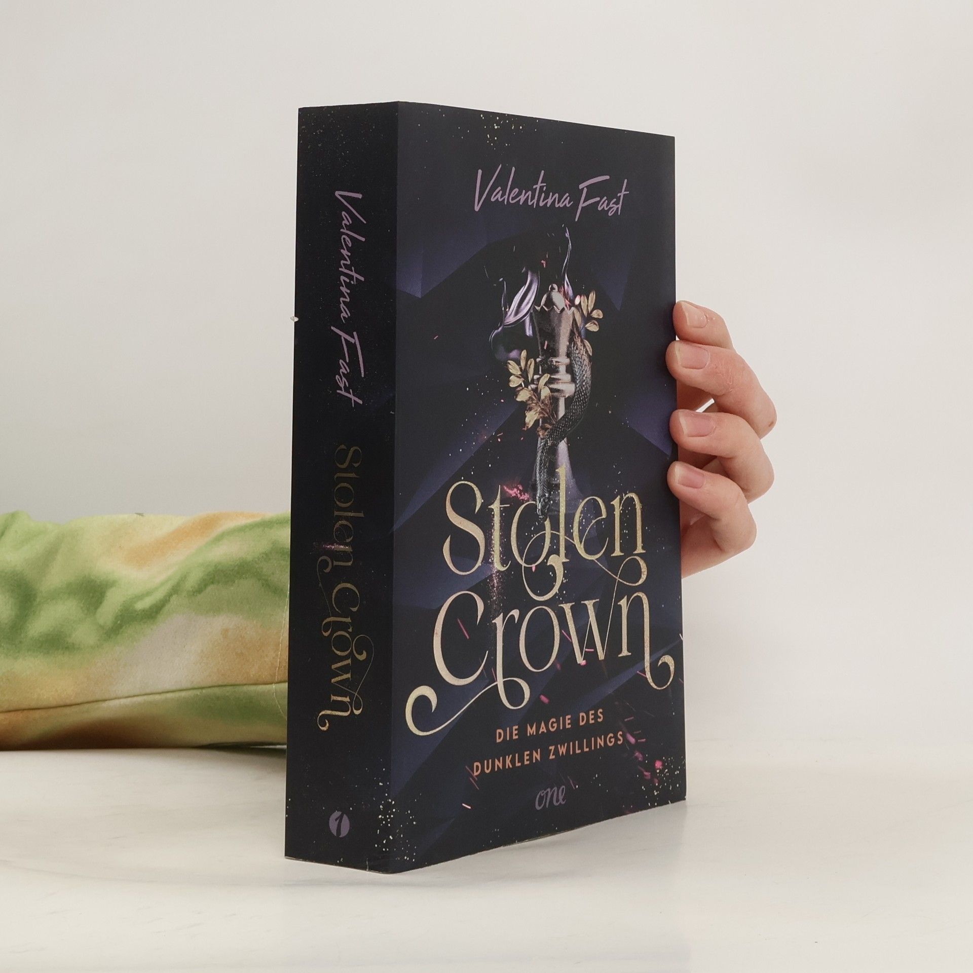 Valentina Fast Stolen Crown – Die Magie des dunklen Zwillings
