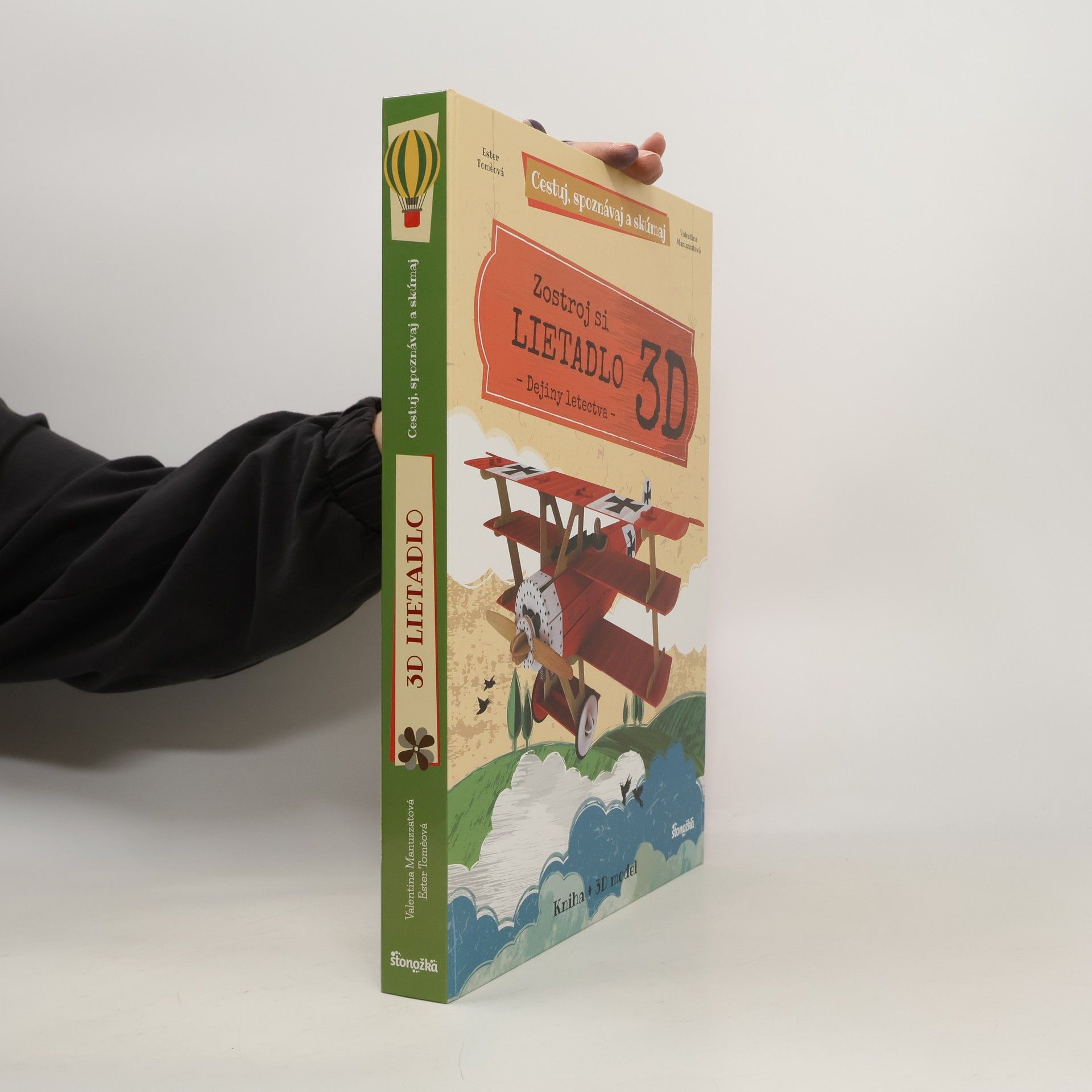 Ester Tomè Zostroj si lietadlo 3D