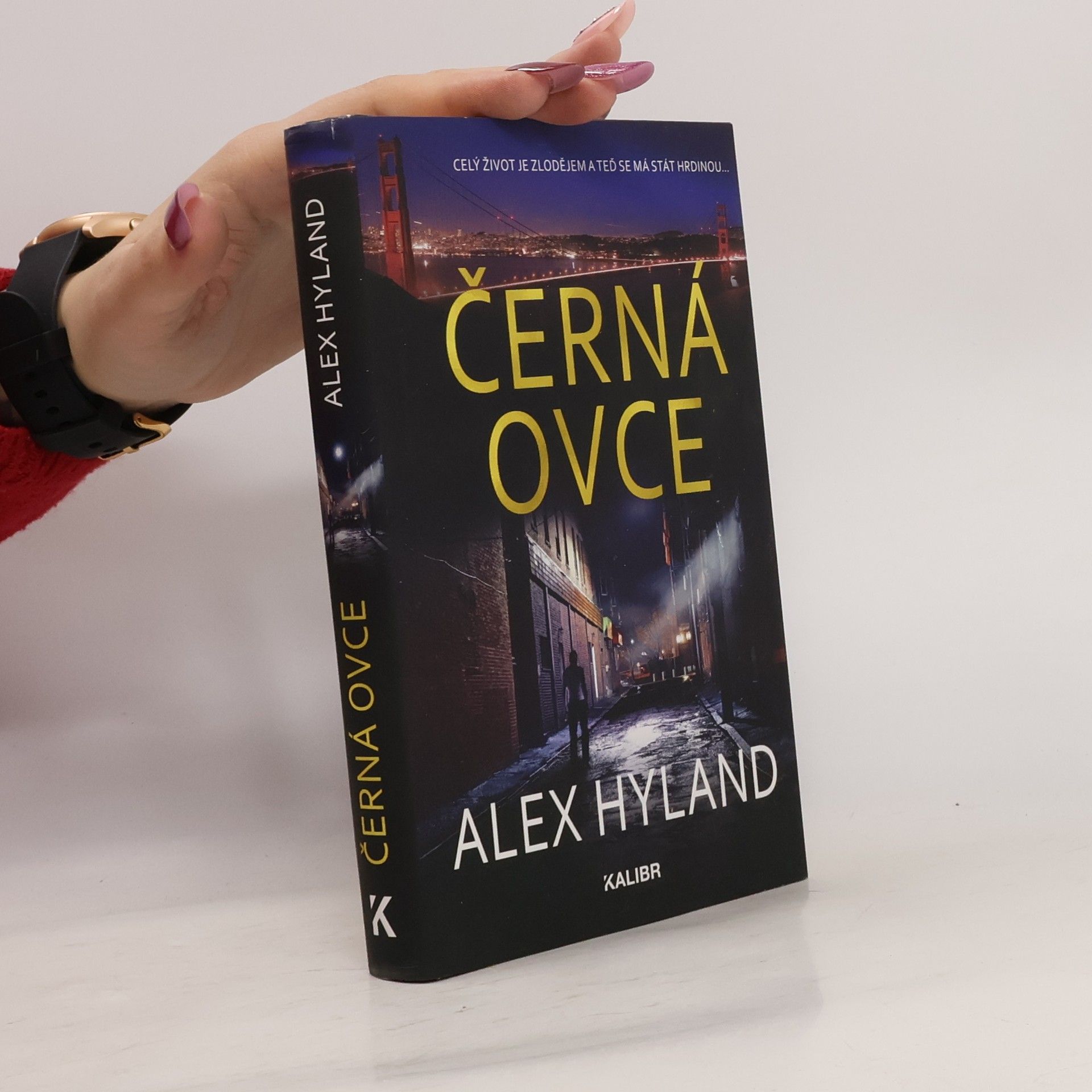 Alex Hyland Černá ovce