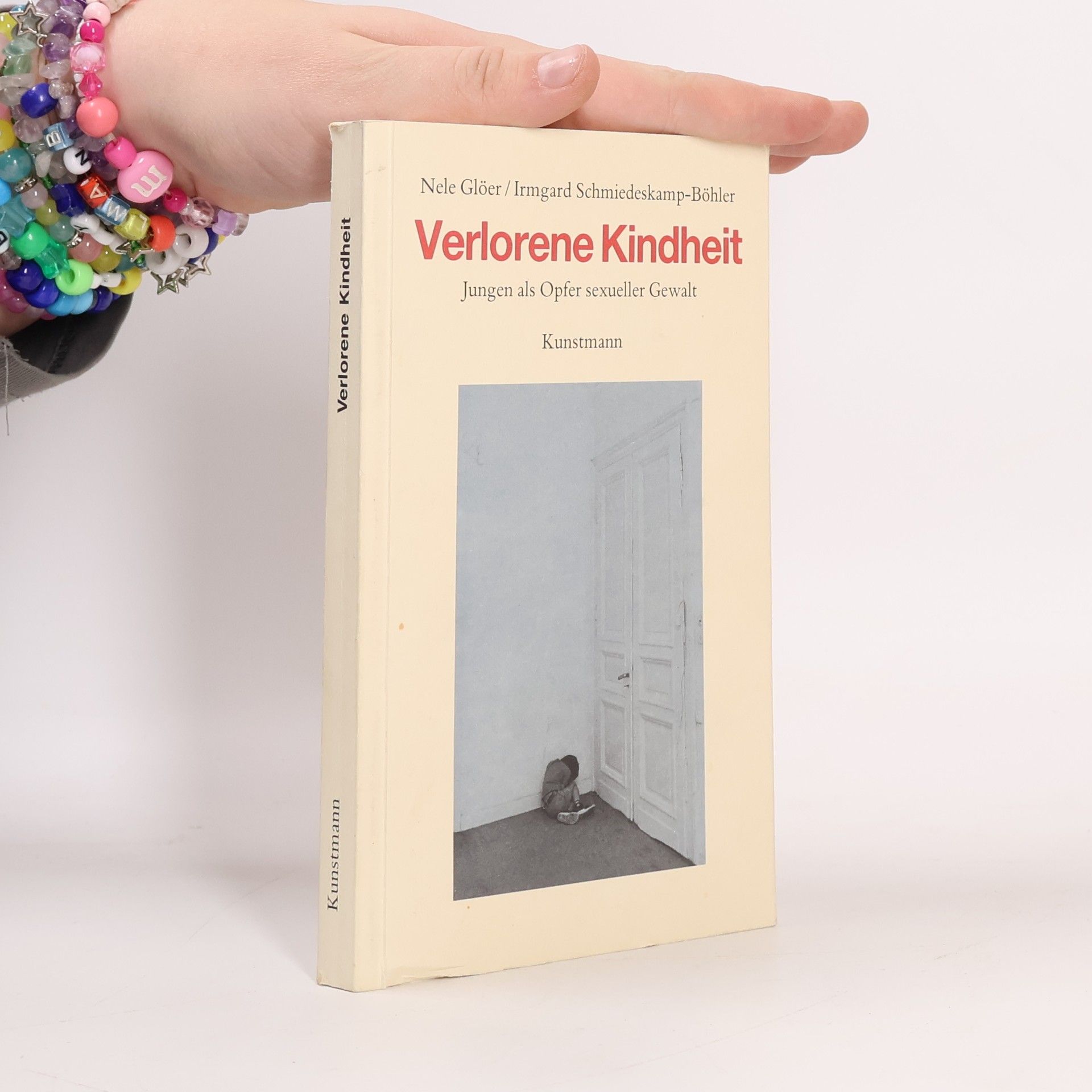 Nele Glöer Verlorene Kindheit