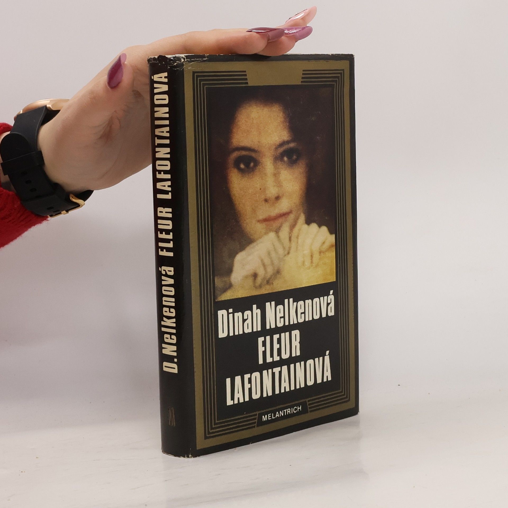 Dinah Nelken Fleur Lafontainová