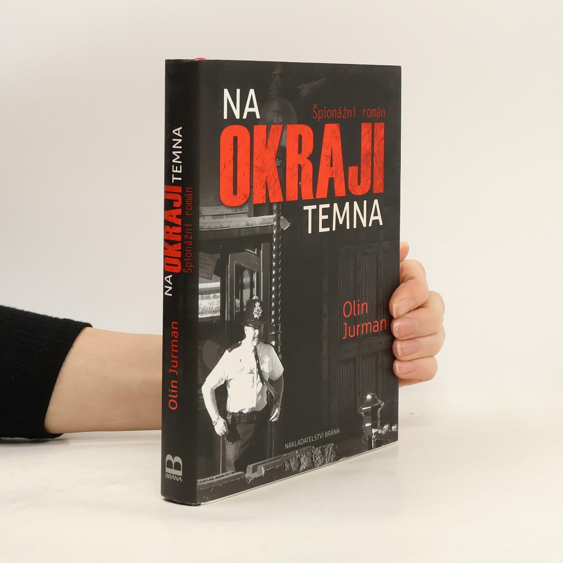 Oldřich Jurman Na okraji temna: špionážní román