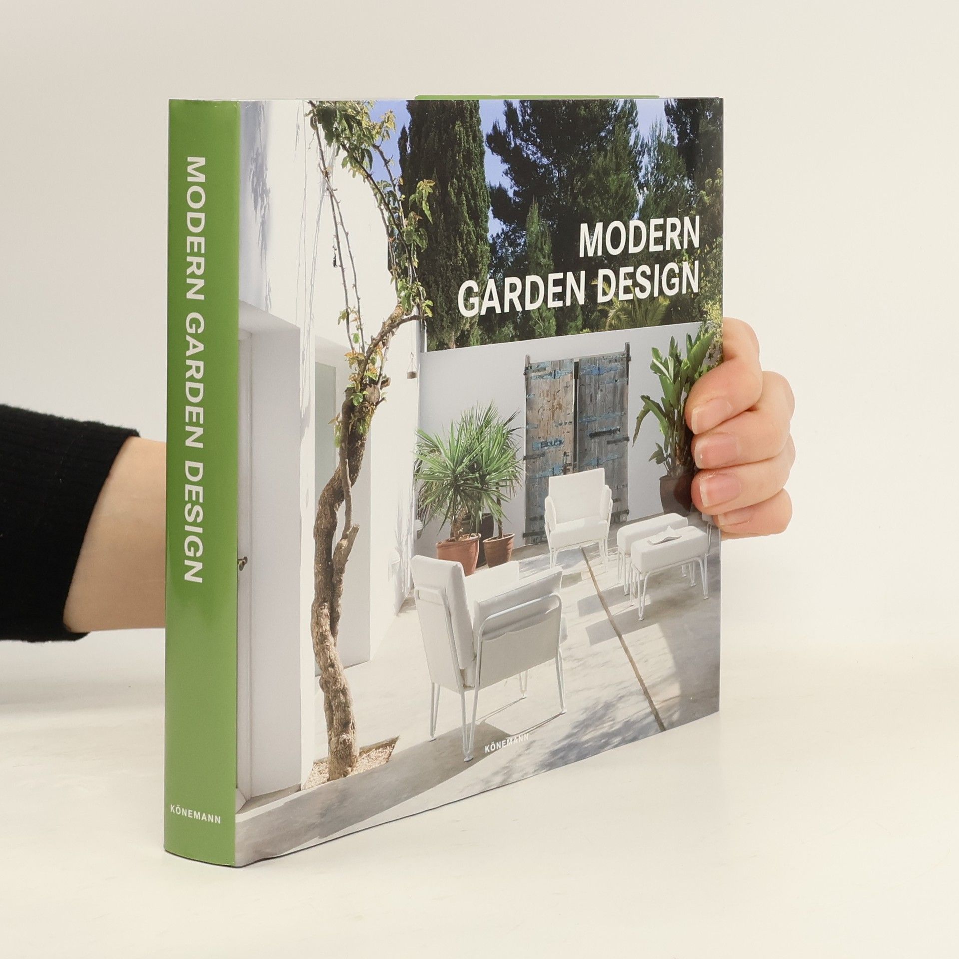 Modern Garden Design - skladem, lehce poškozený kus