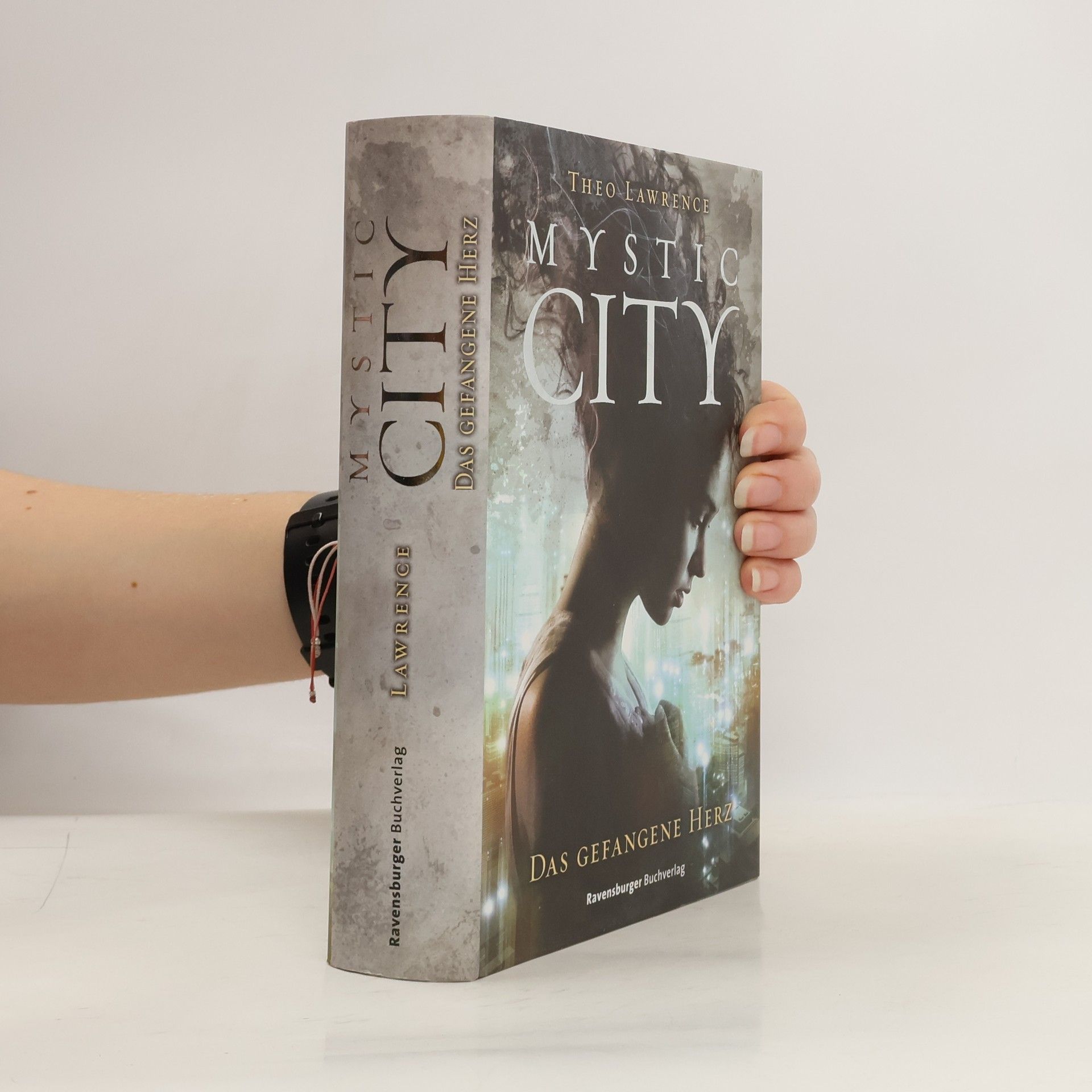 Theo Lawrence Mystic City: Das Gefangene Herz
