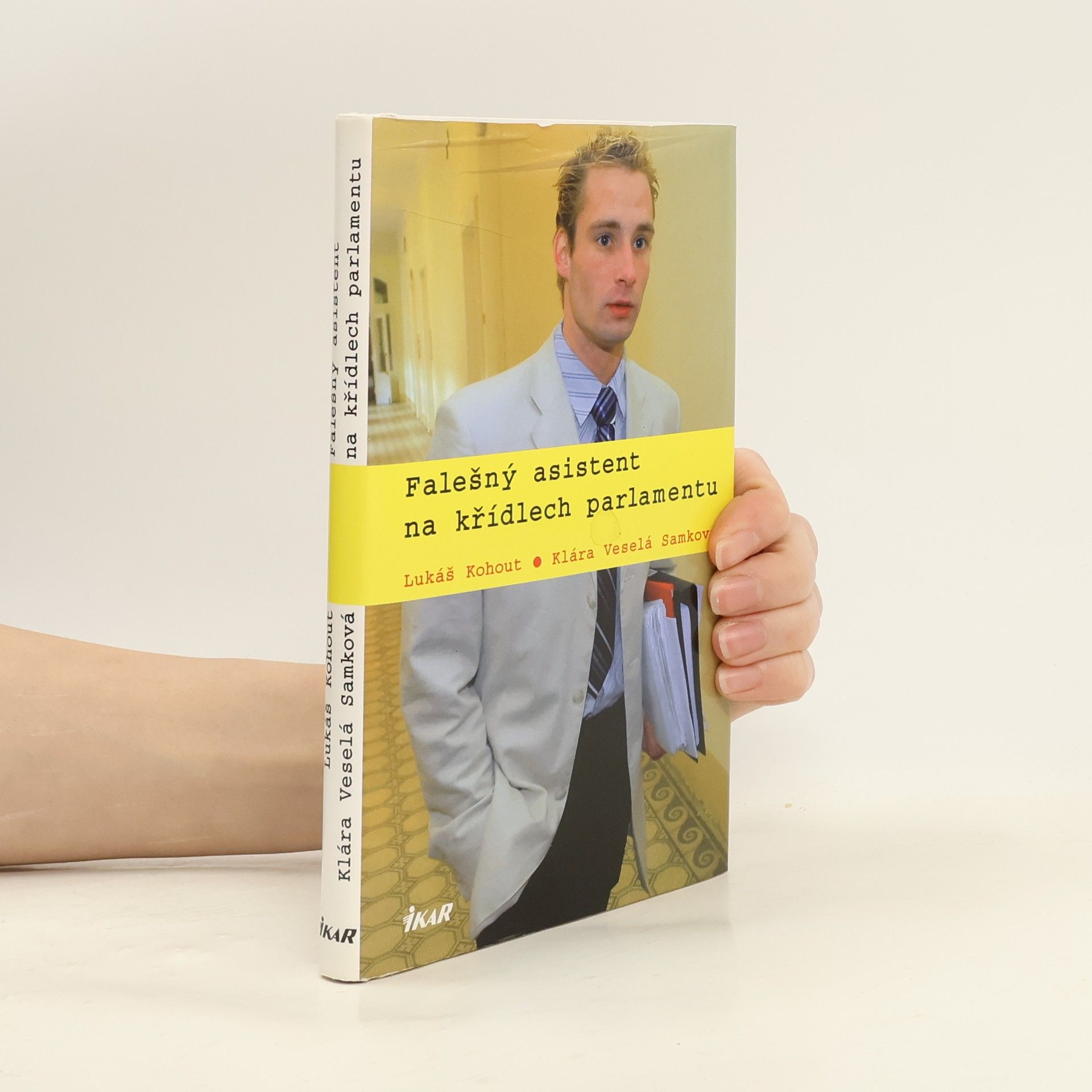 Falešný asistent na křídlech parlamentu