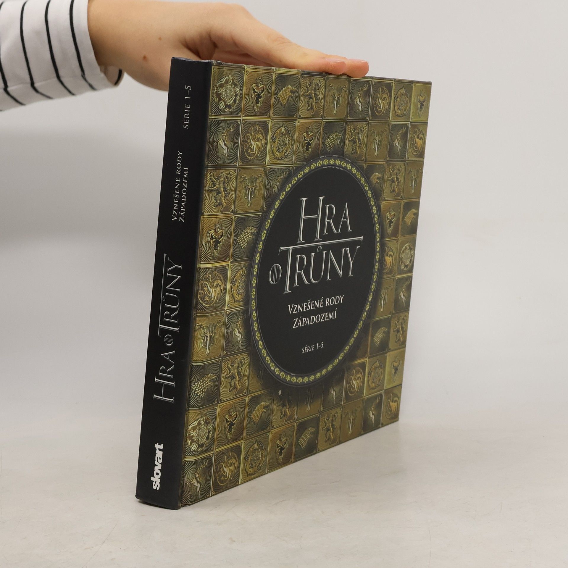 Hana Březáková Hra o trůny. Vznešené rody Západozemí. Série 1-5