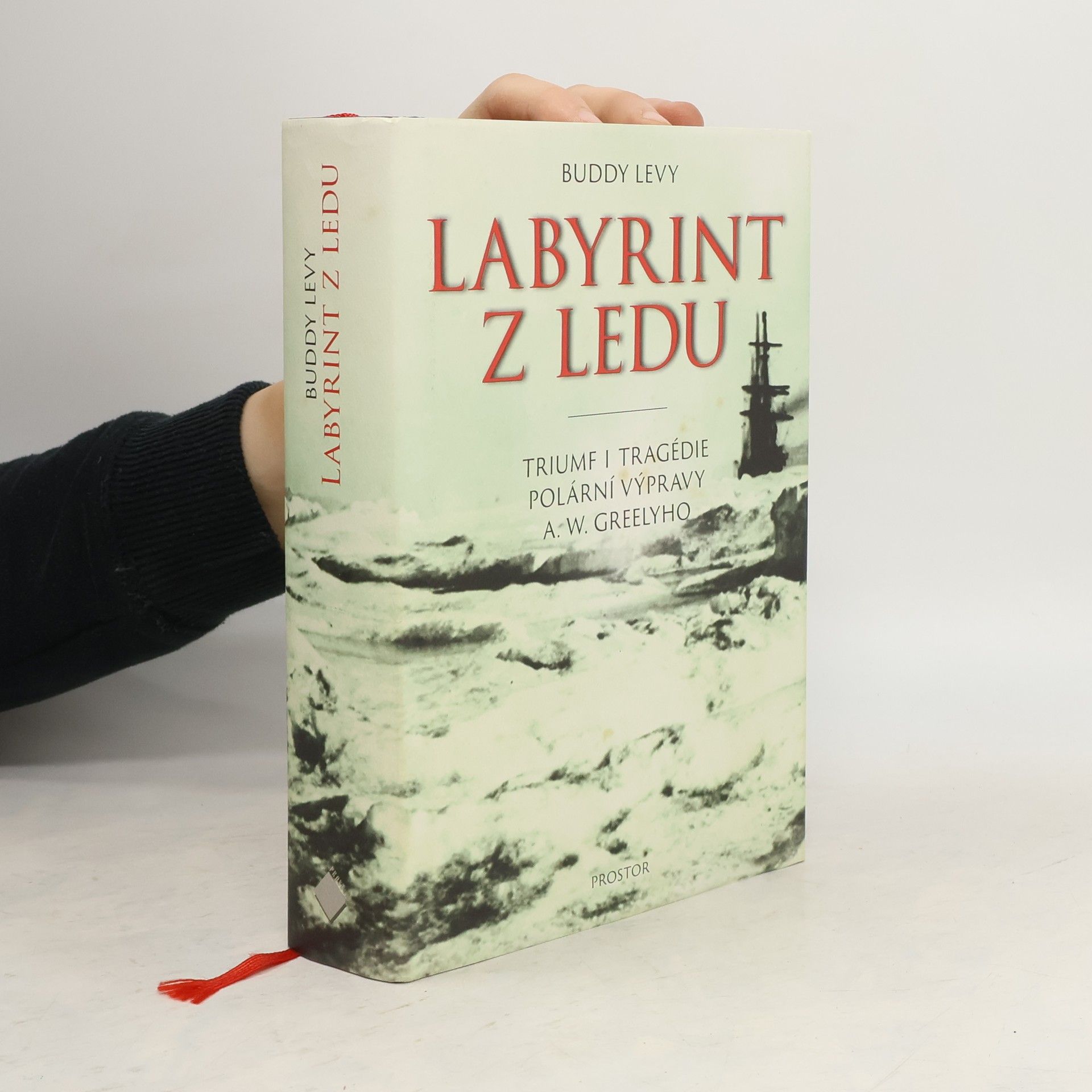 Labyrint z ledu