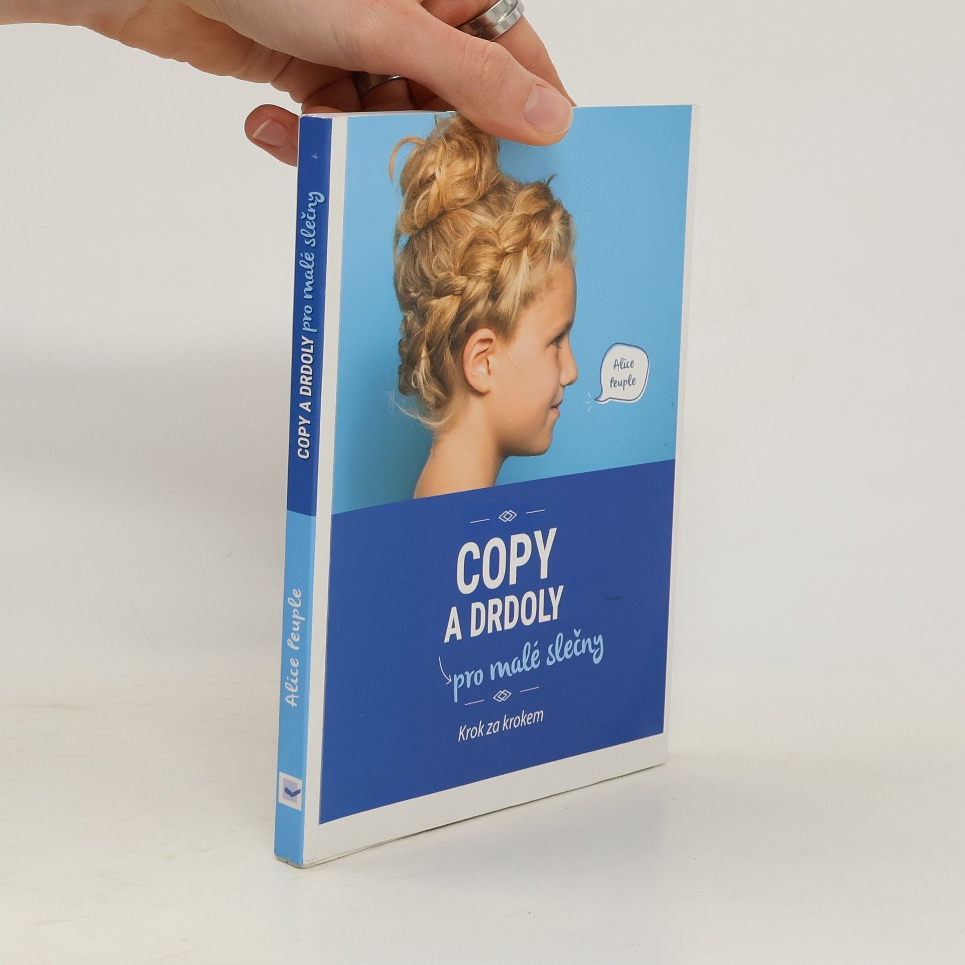 Copy a drdoly pro malé slečny. Krok za krokem