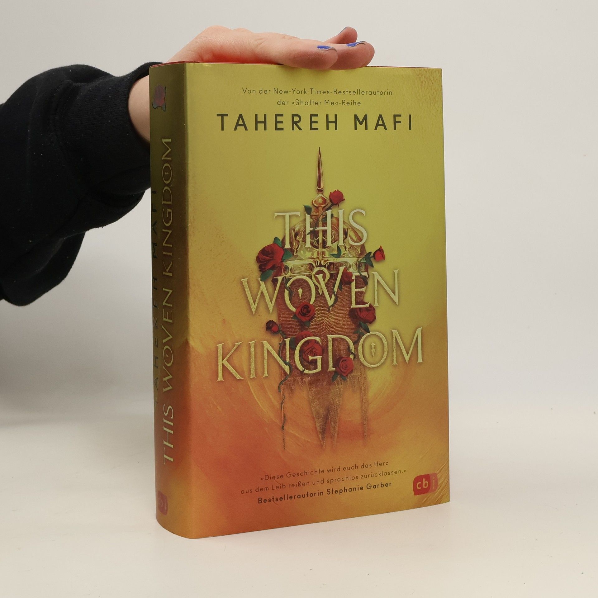 Tahereh Mafi This woven kingdom