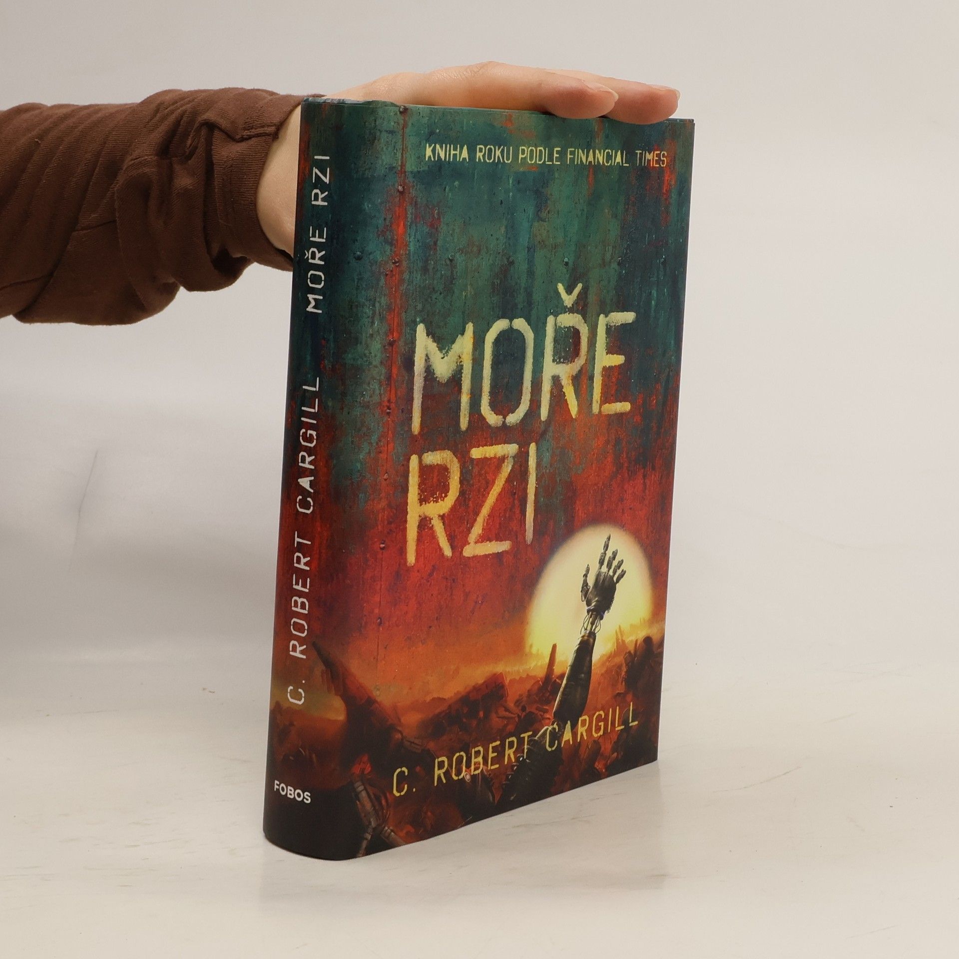 C. Robert Cargill Moře rzi