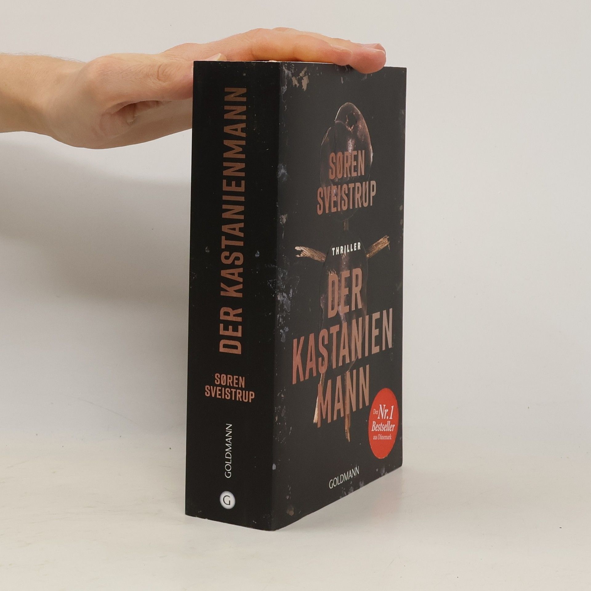 Søren Sveistrup Der Kastanienmann