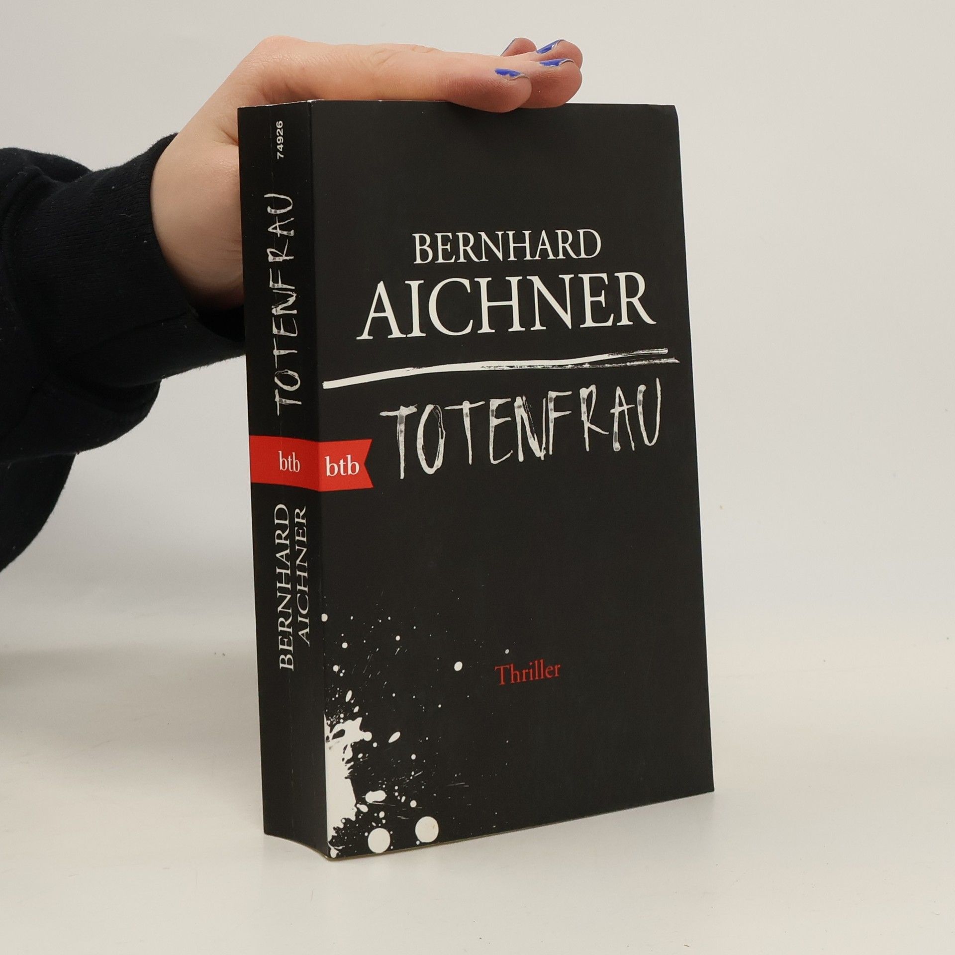 Bernhard Aichner Totenfrau