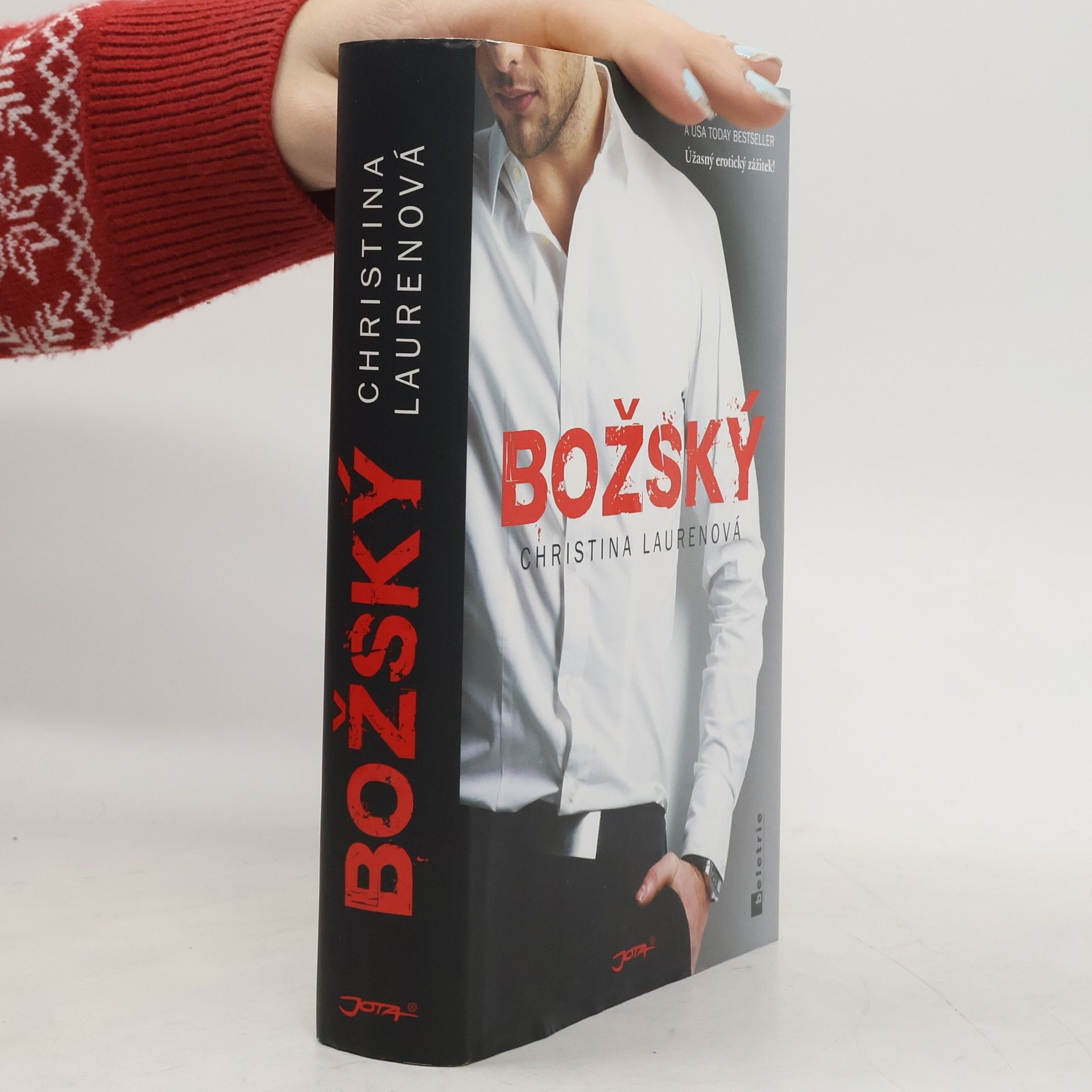 Christina Lauren Božský