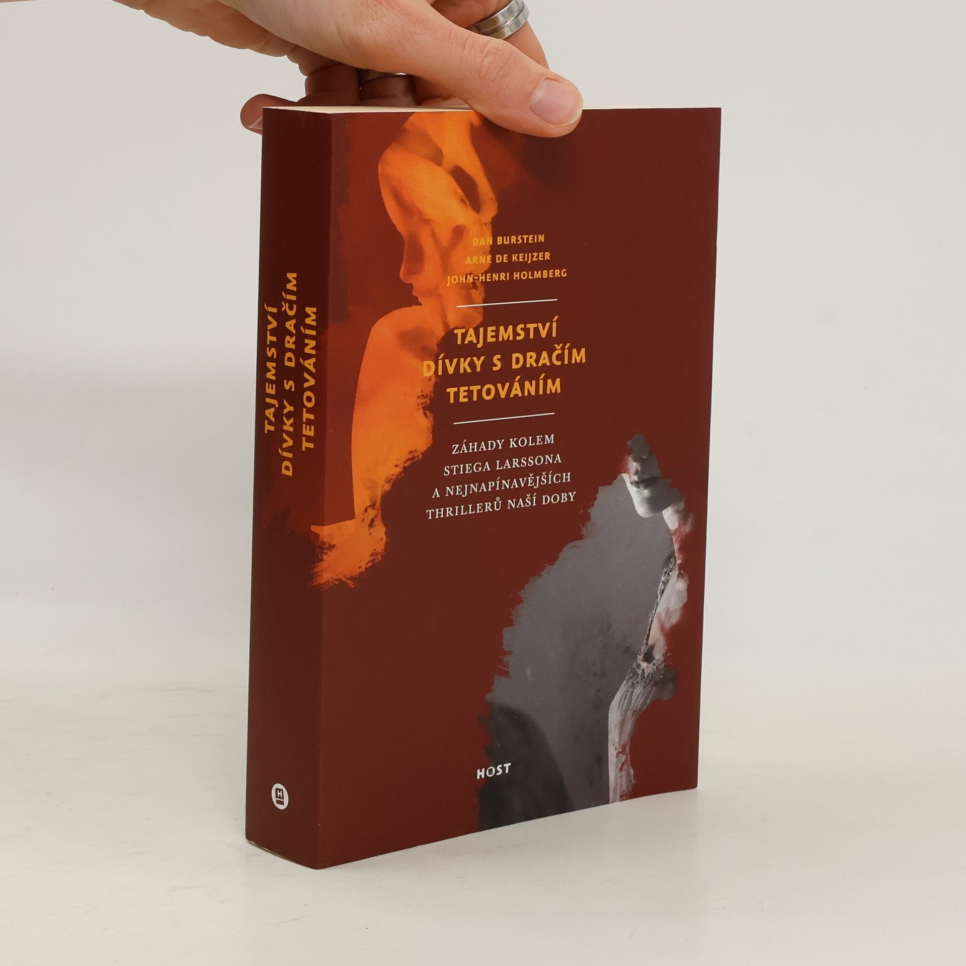 Tajemství dívky s dračím tetováním