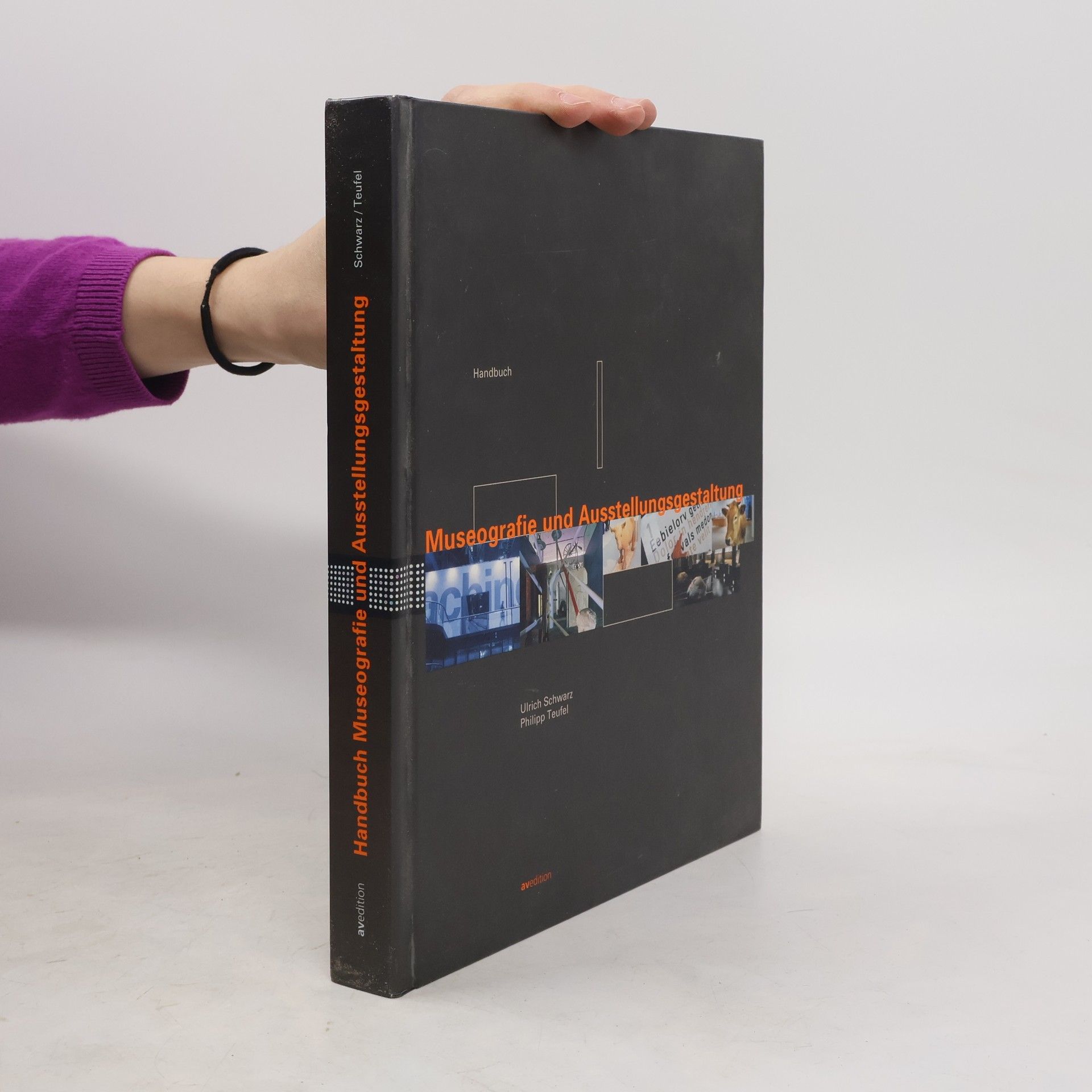 Handbuch Museografie und Ausstellungsgestaltung