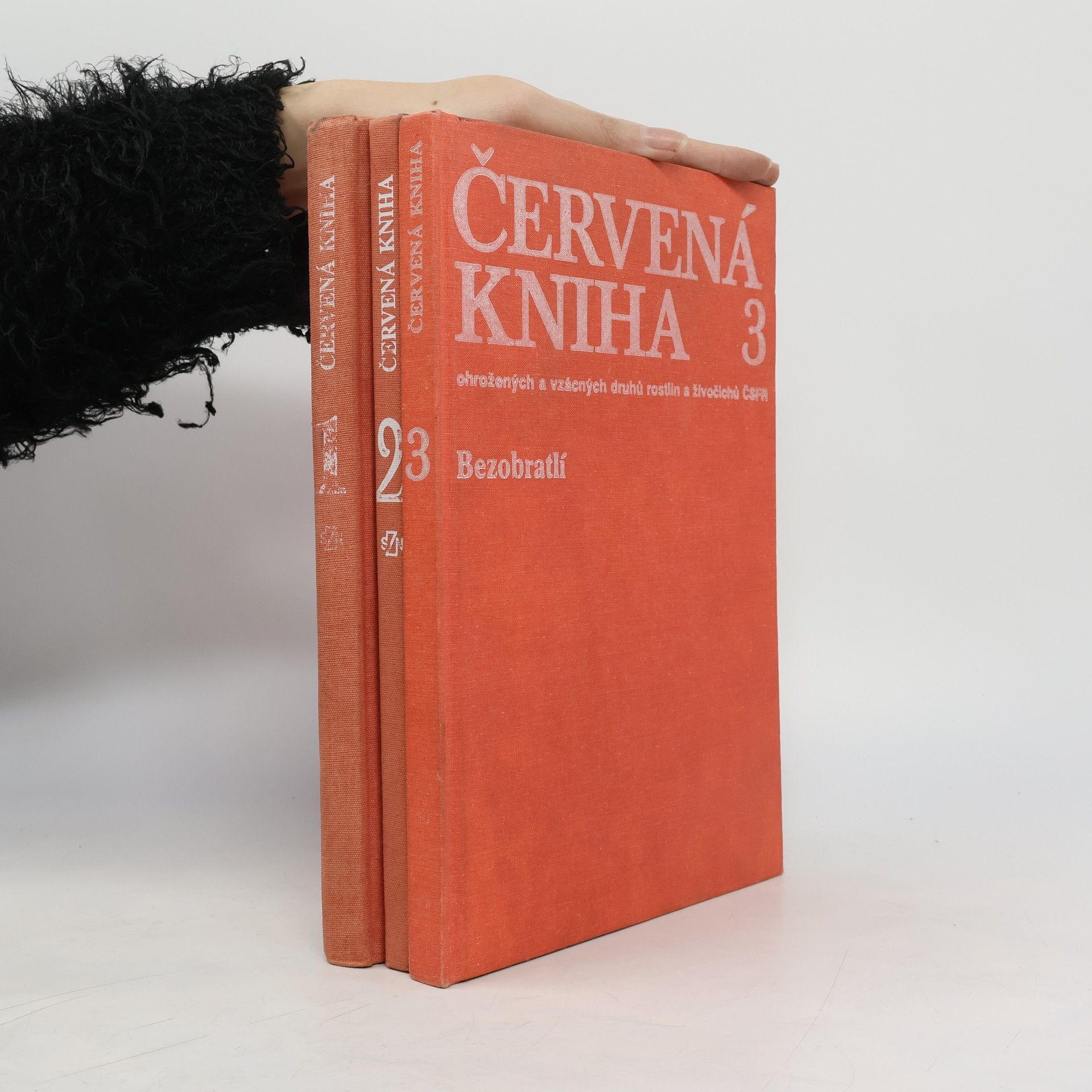 Autores varios Červená kniha ohrožených a vzácných druhů rostlin a živočichů ČSSR. 1. - 3.díl