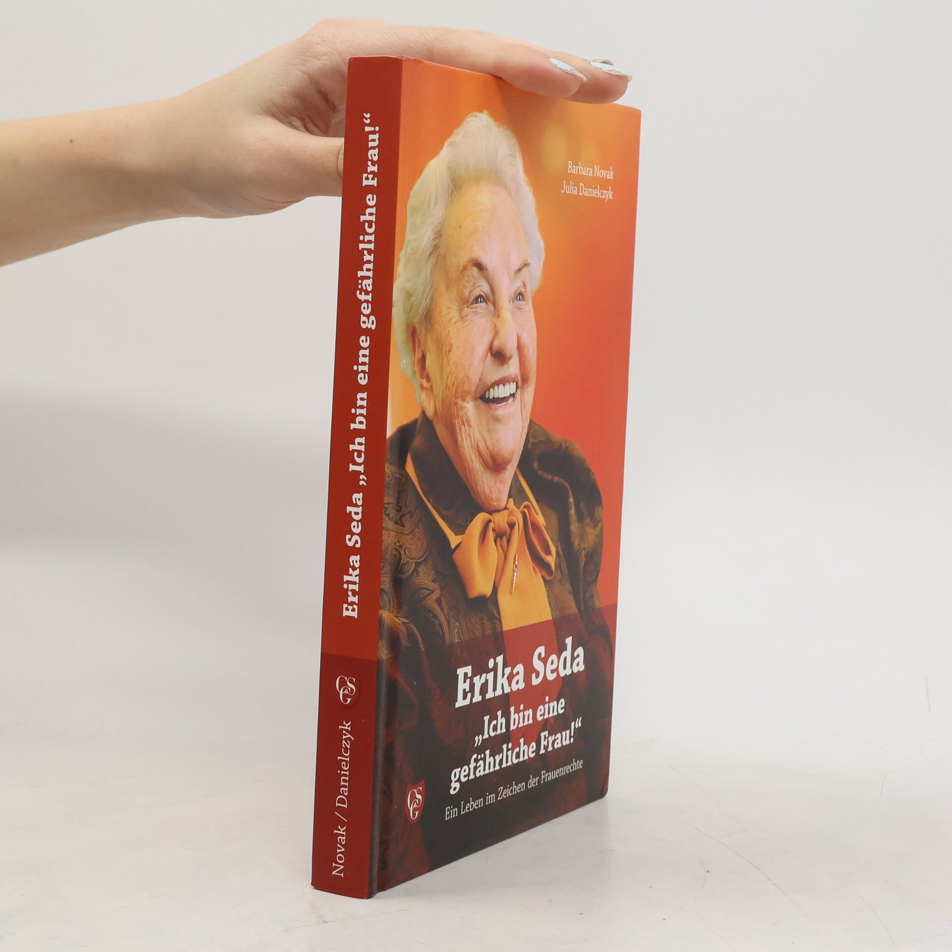 Erika Seda "Ich bin eine gefährliche Frau!"