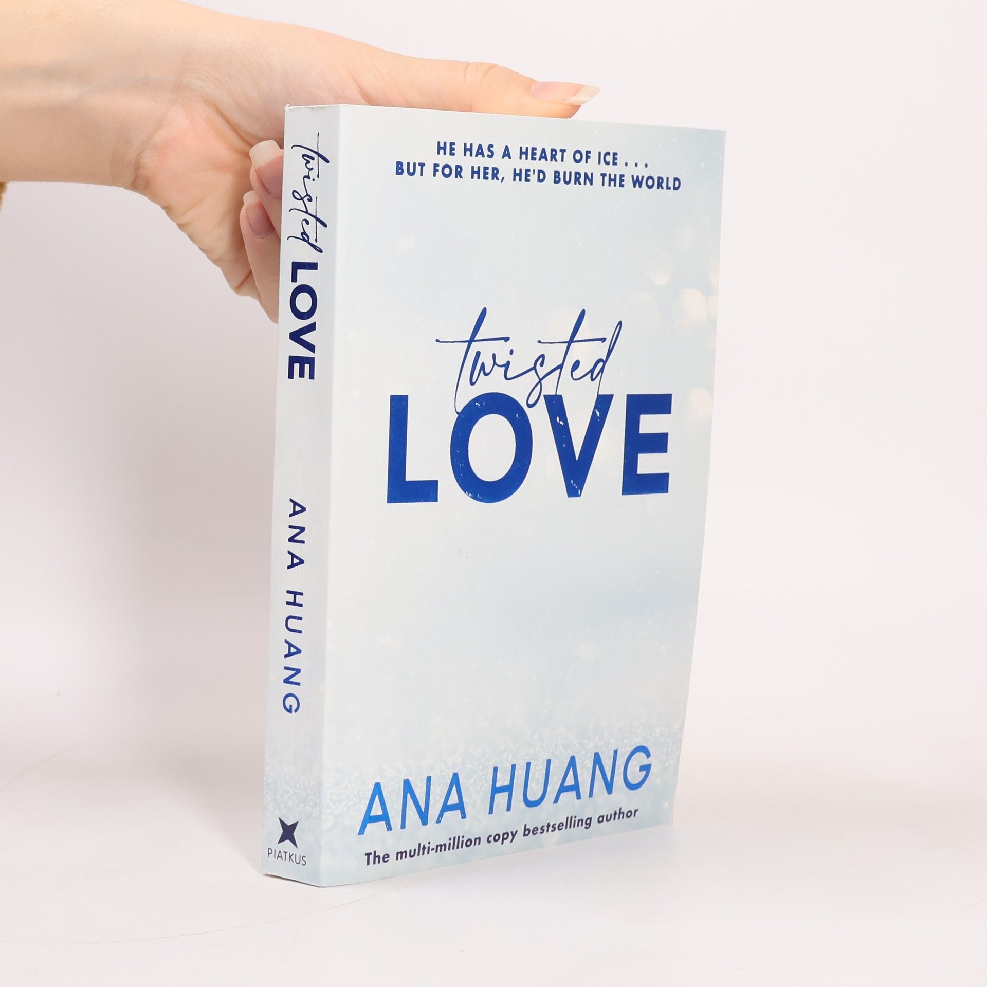 Ana Huang Twisted love. Twisted book one