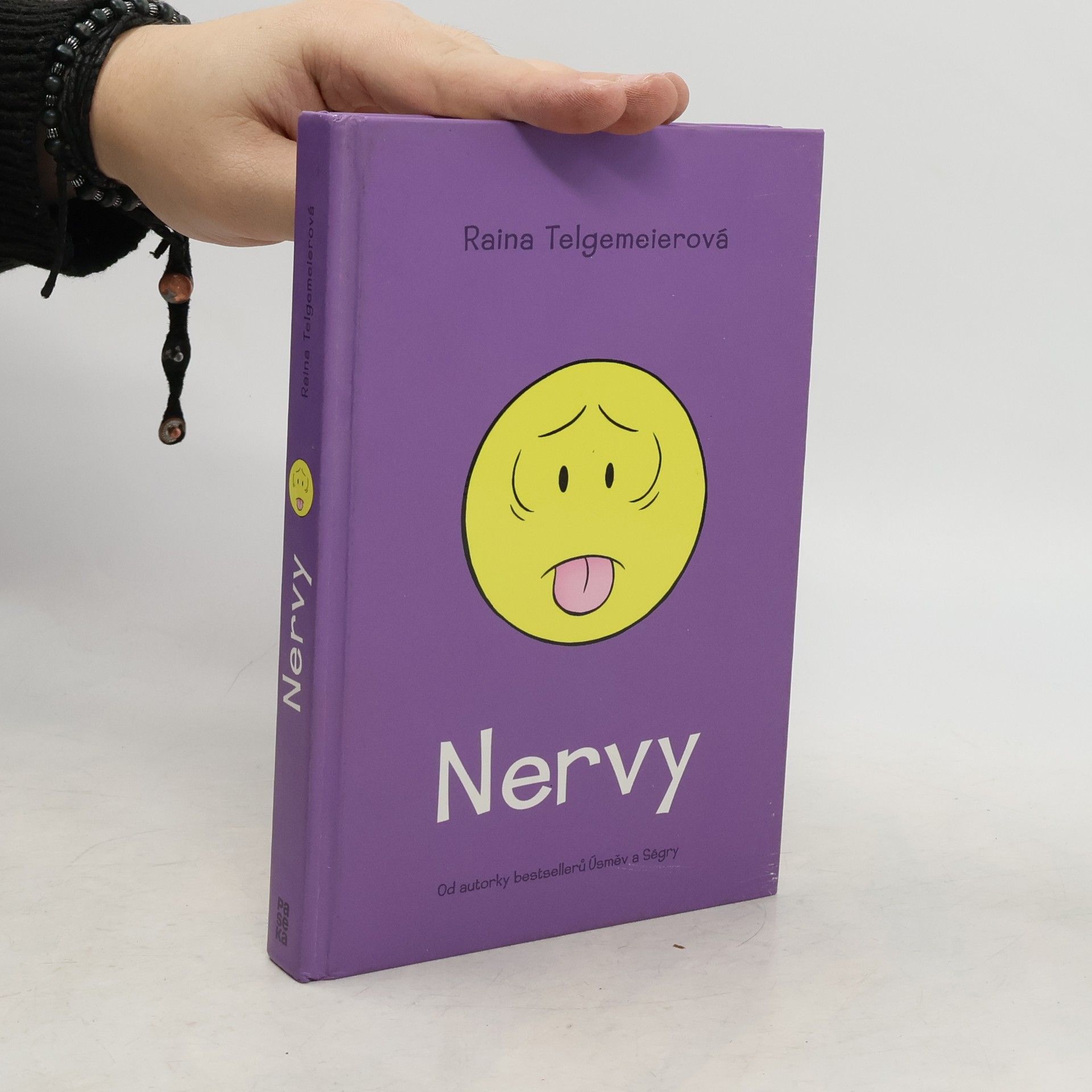 Raina Telgemeier Nervy