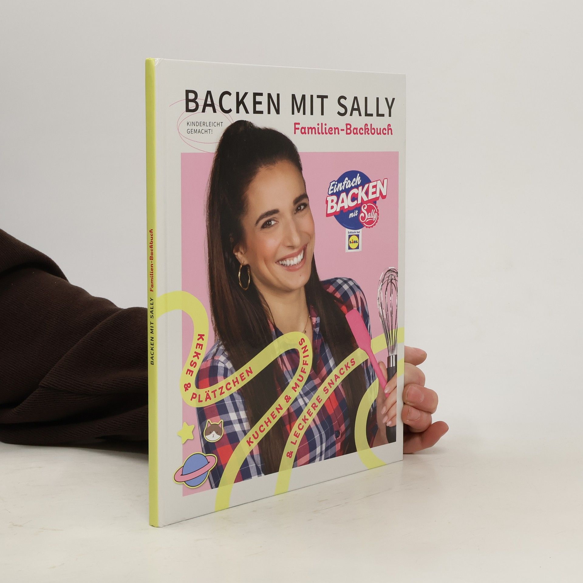 Saliha Özcan Backen mit Sally
