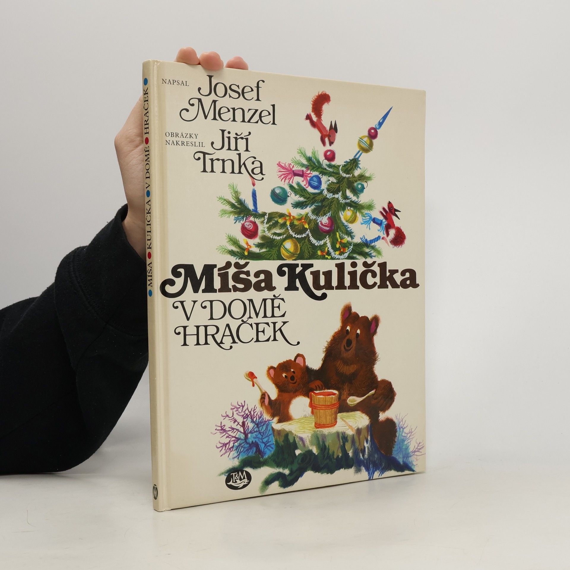 Míša Kulička v domě hraček