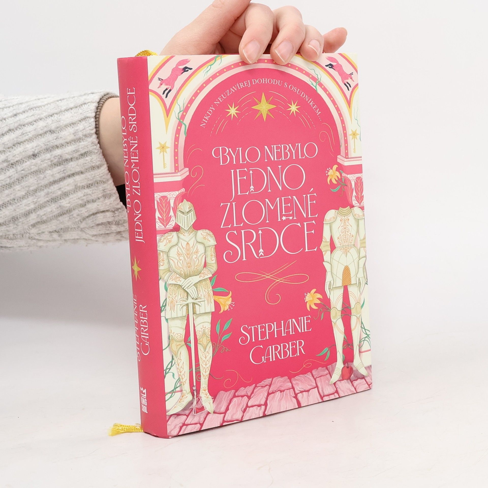 Stephanie Garber Bylo nebylo jedno zlomené srdce