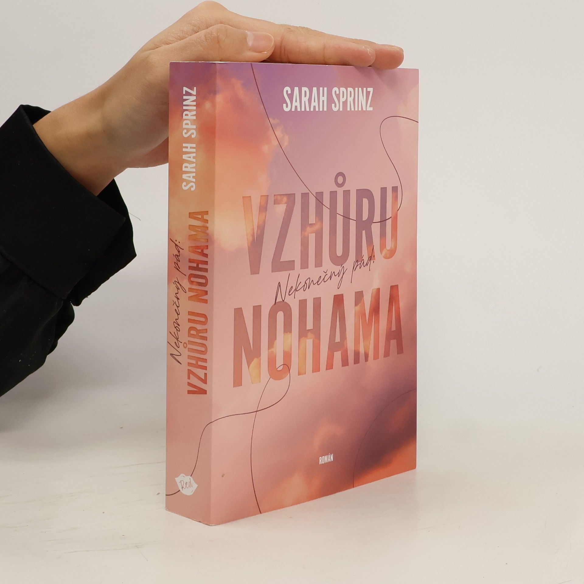 Nekonečný pád. Vzhůru nohama