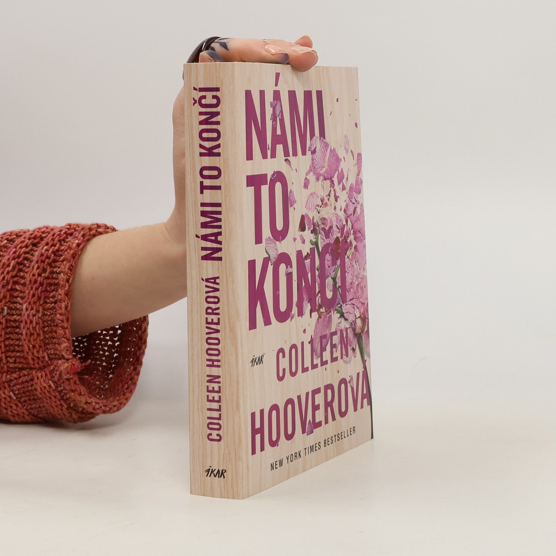 Colleen Hoover Námi to končí