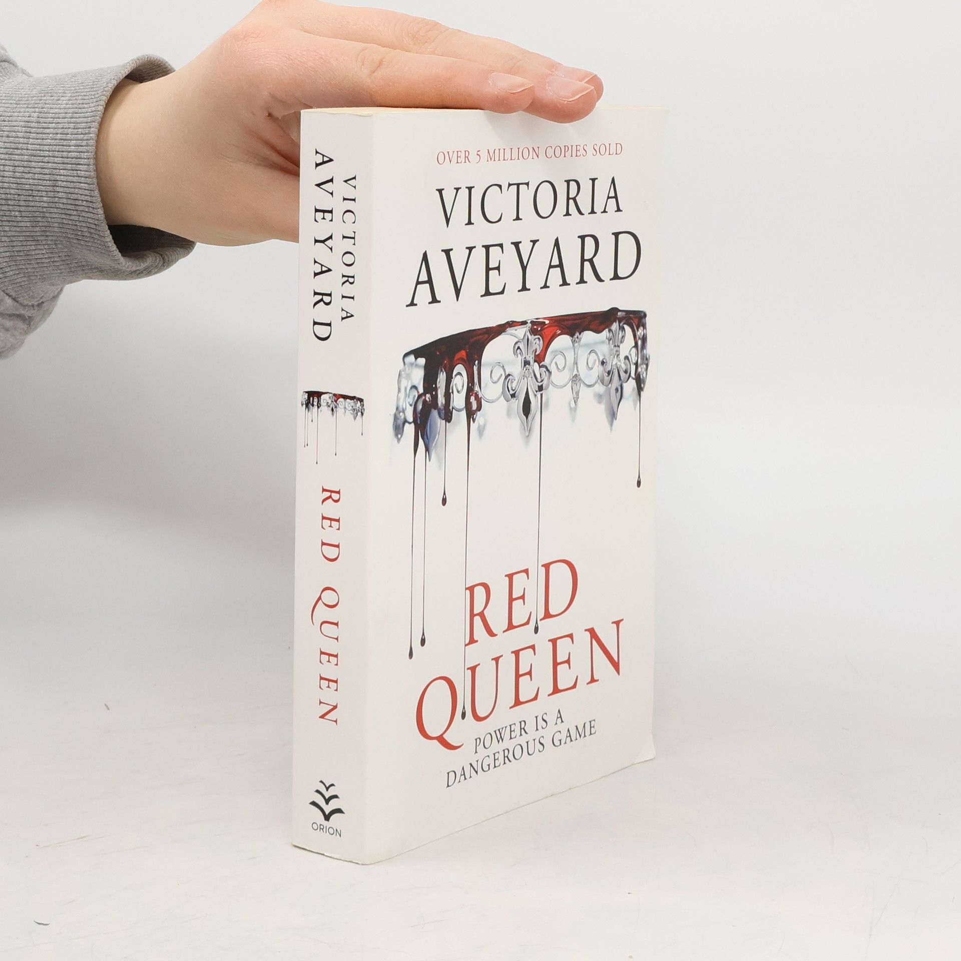 Victoria Aveyard Red Queen