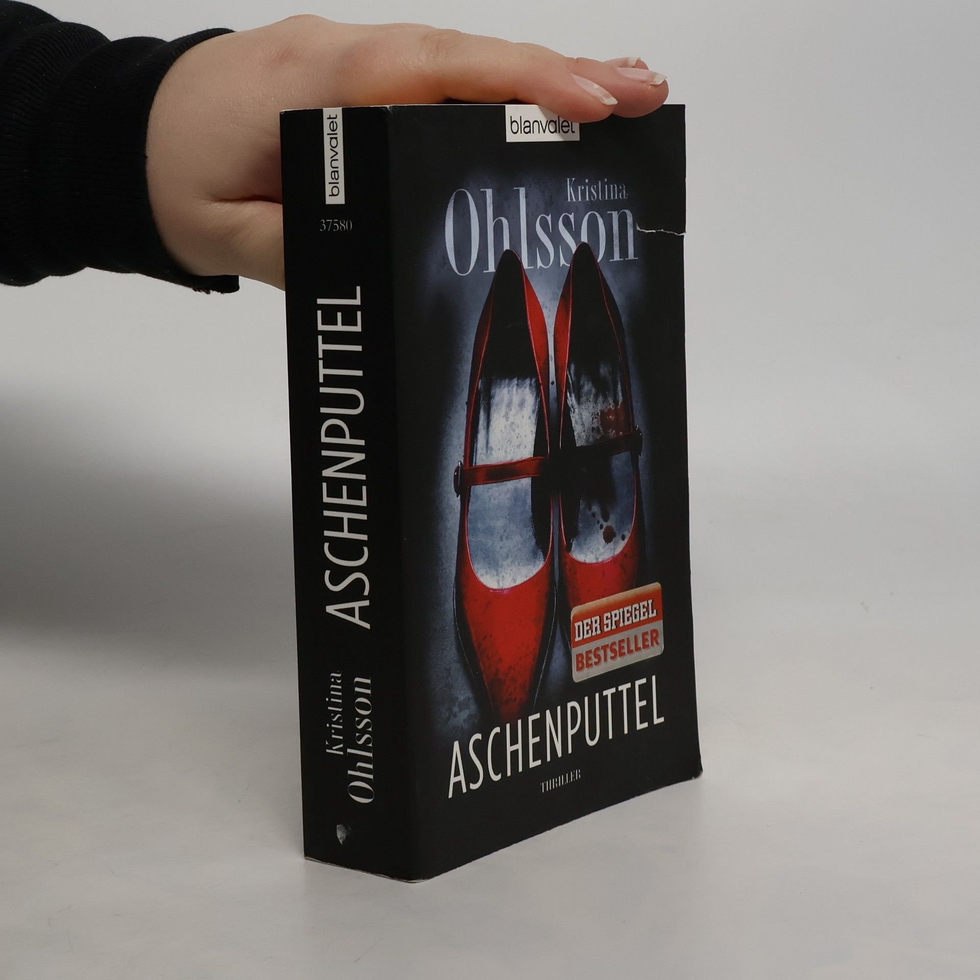 Kristina Ohlsson Aschenputtel