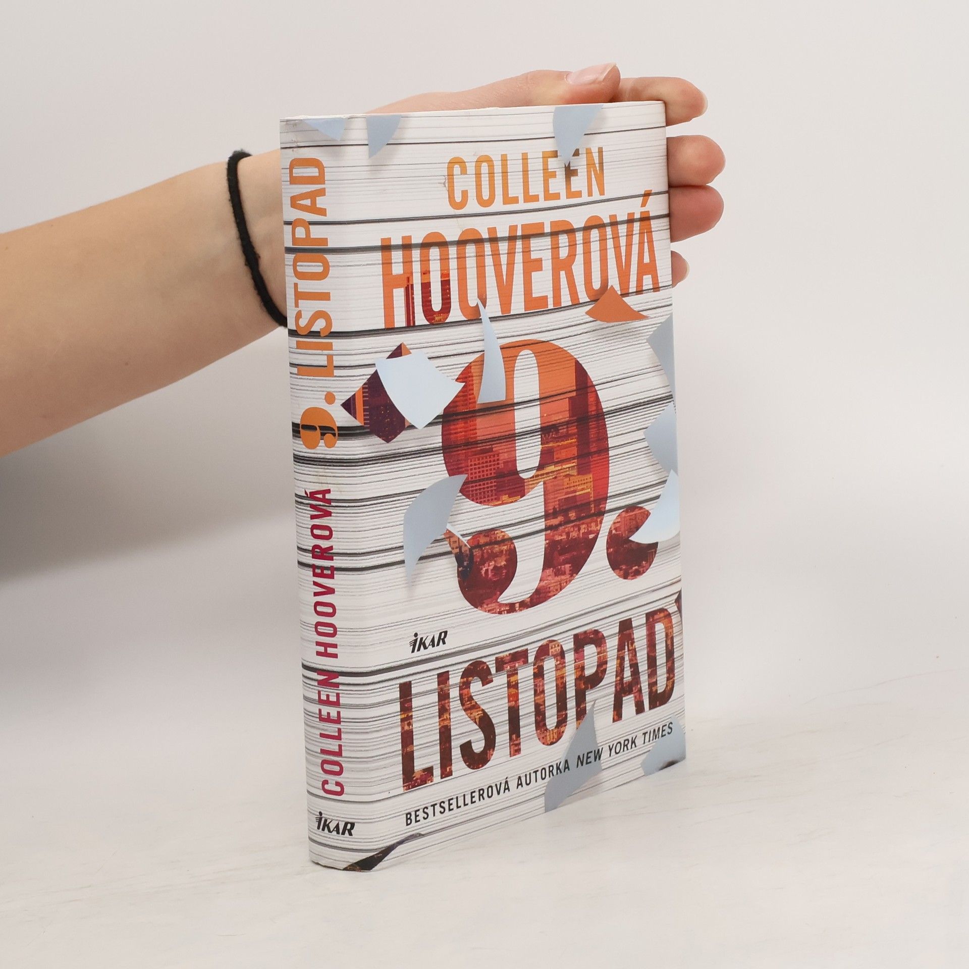 Colleen Hooverová 9. listopad