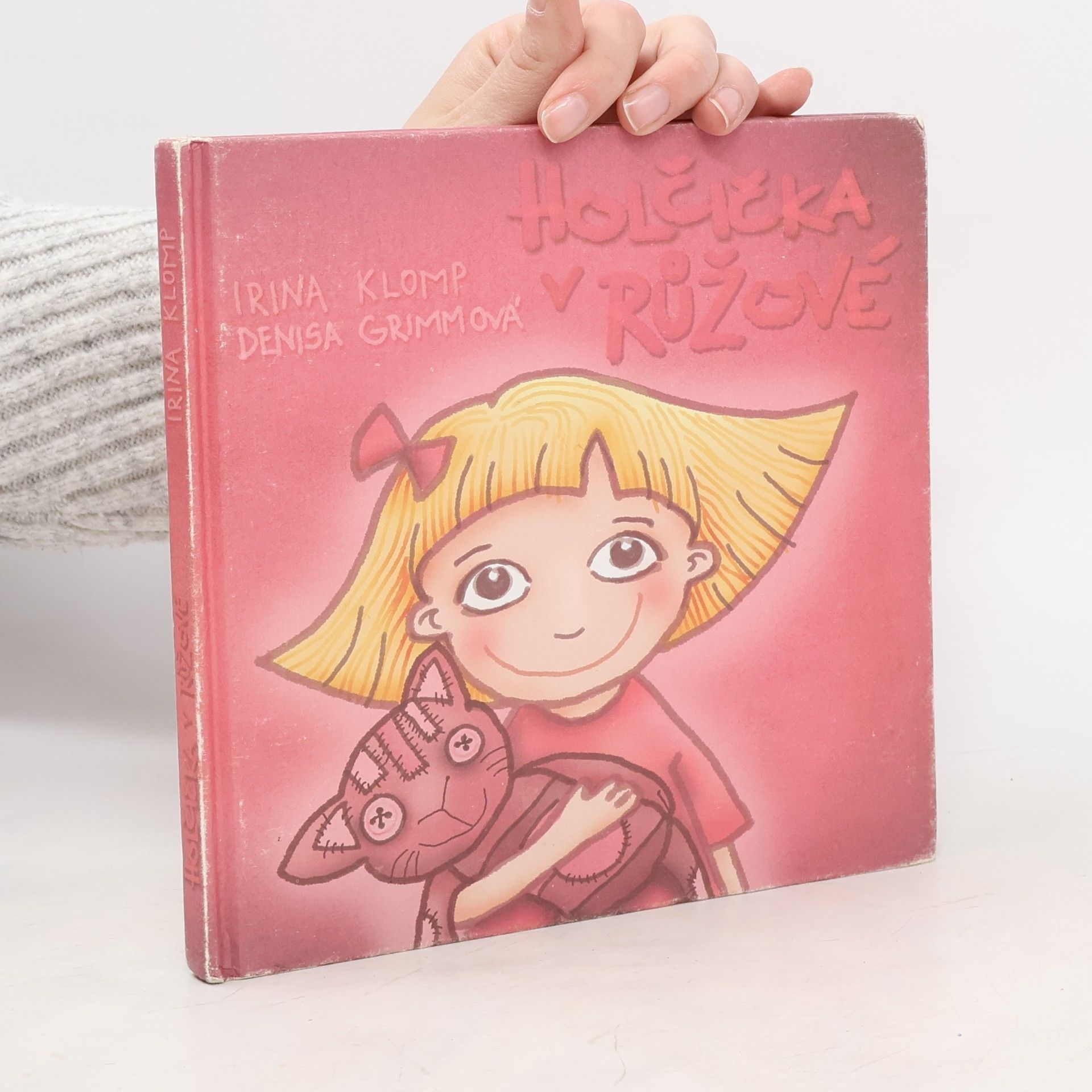 Irina Klomp Holčička v růžové