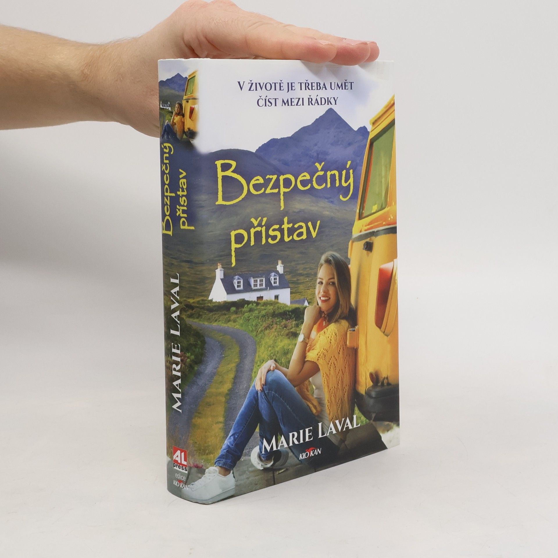 Bezpečný přístav : v životě je třeba umět číst mezi řádky