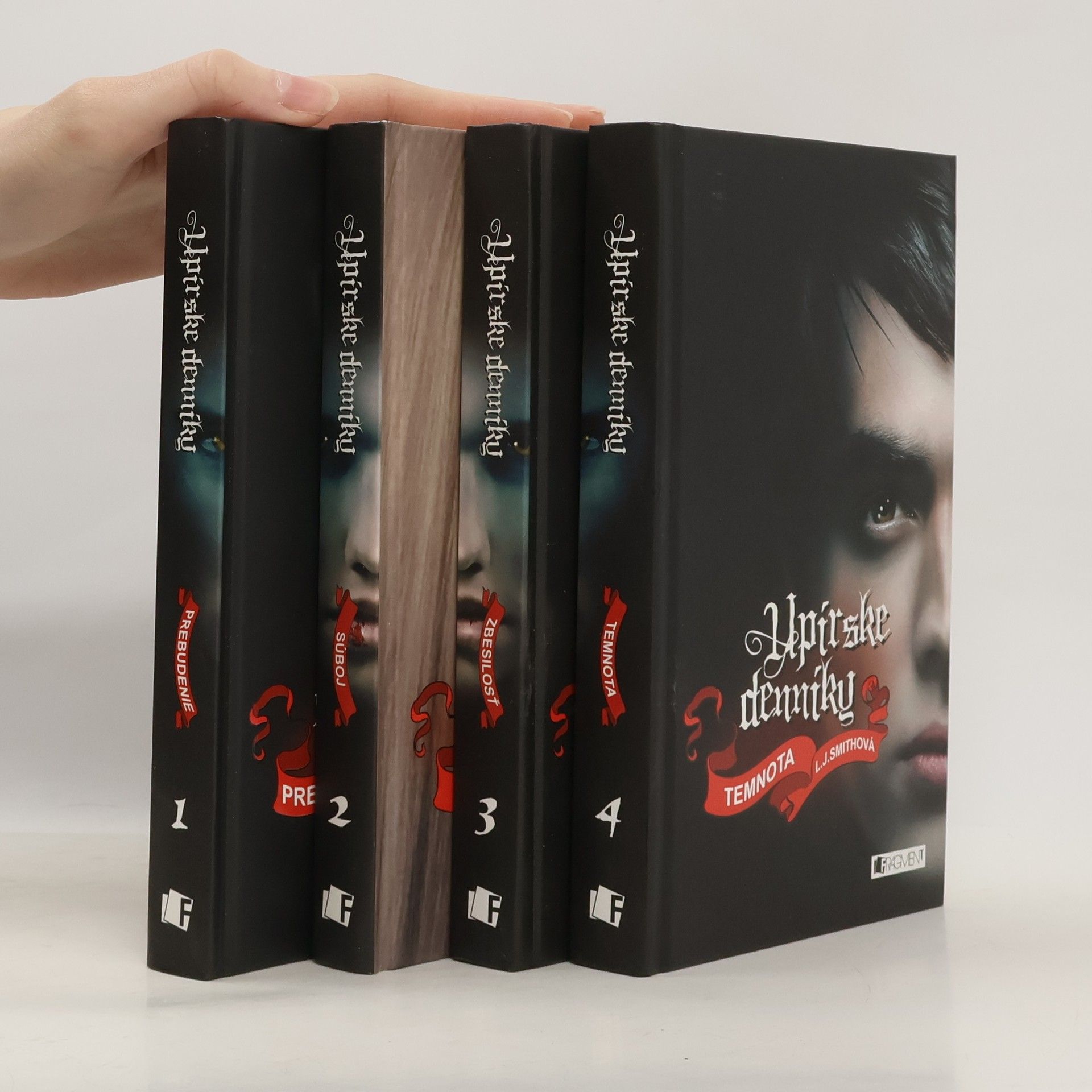 Lisa J. Smith Upírske denníky 1.- 4. díl (box)