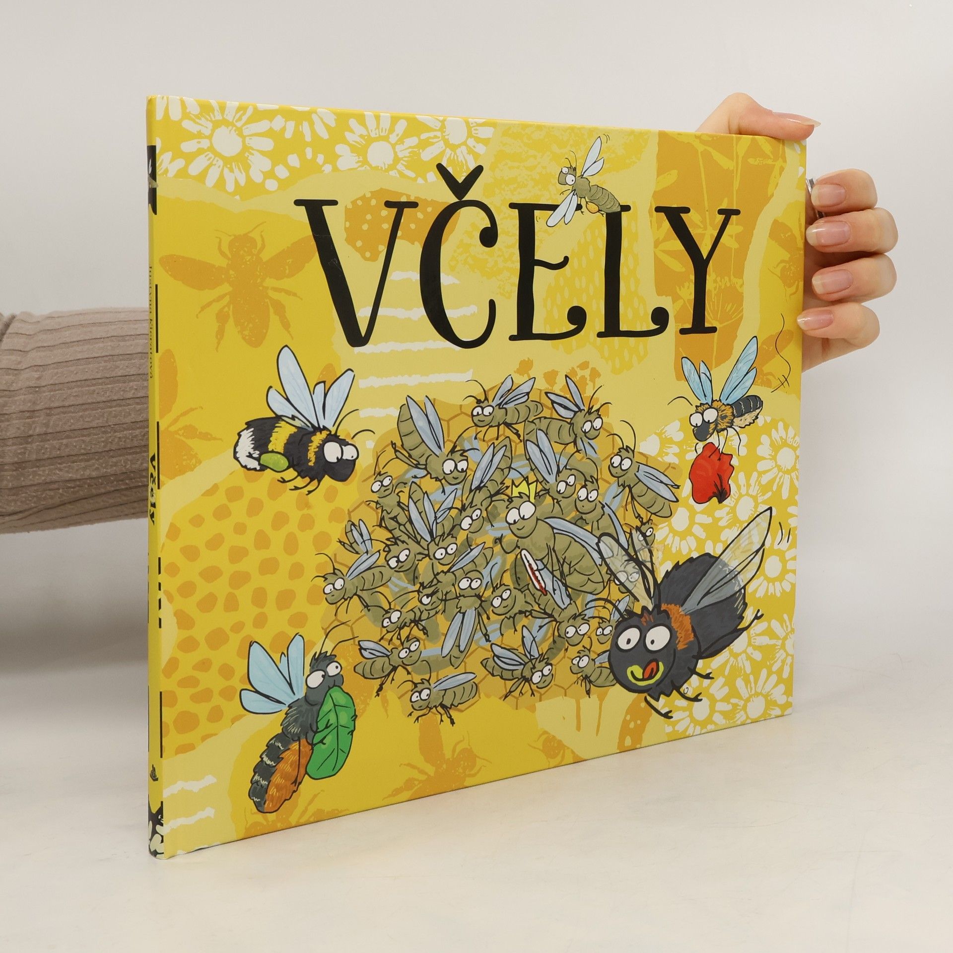 Justyna Kierat Včely