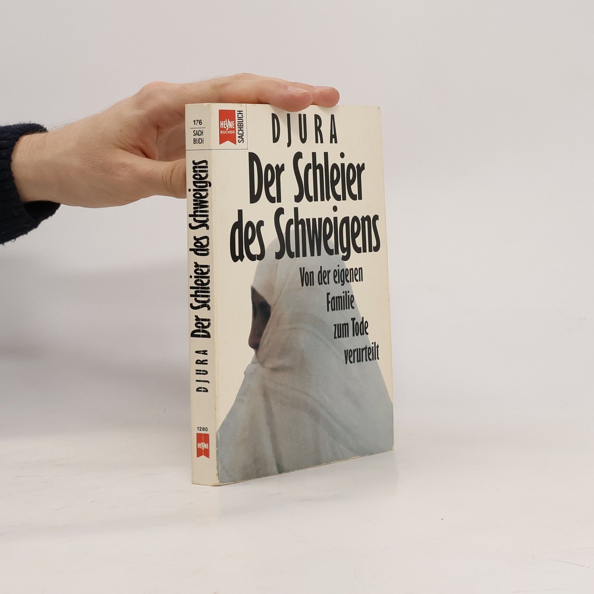 Djura Der Schleier des Schweigens