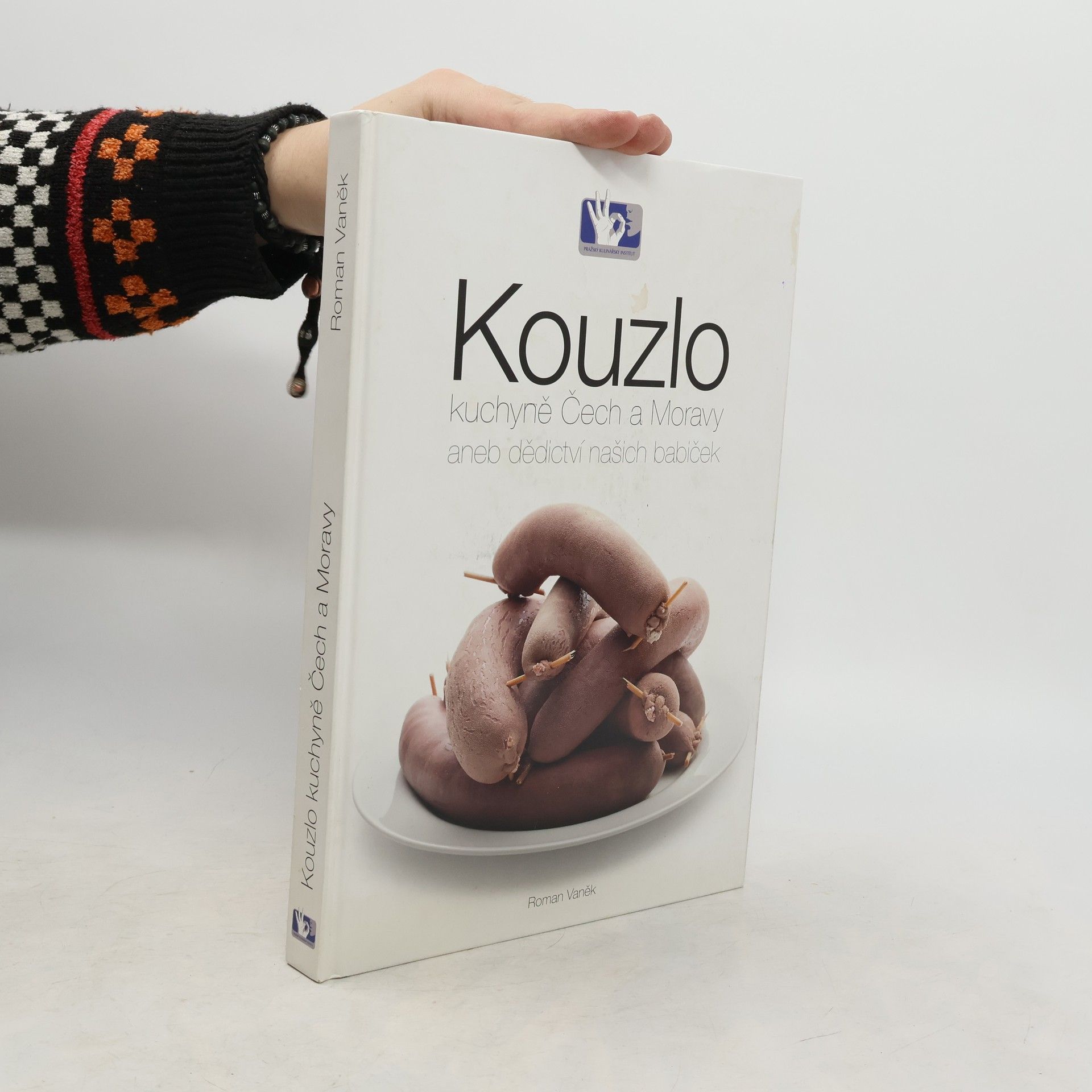 Roman Vaněk Kouzlo kuchyně Čech a Moravy aneb Dědictví našich babiček