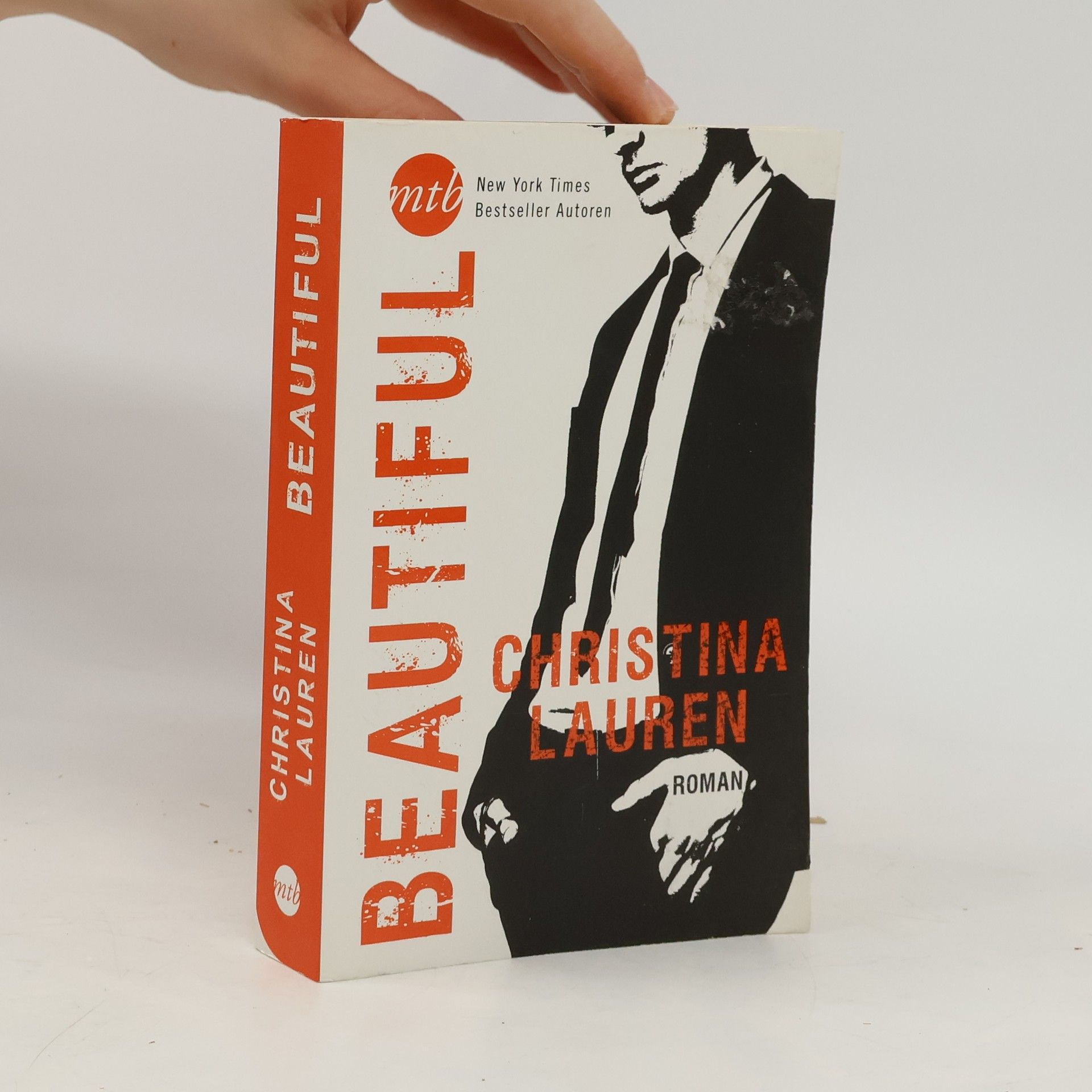 Christina Lauren Beautiful