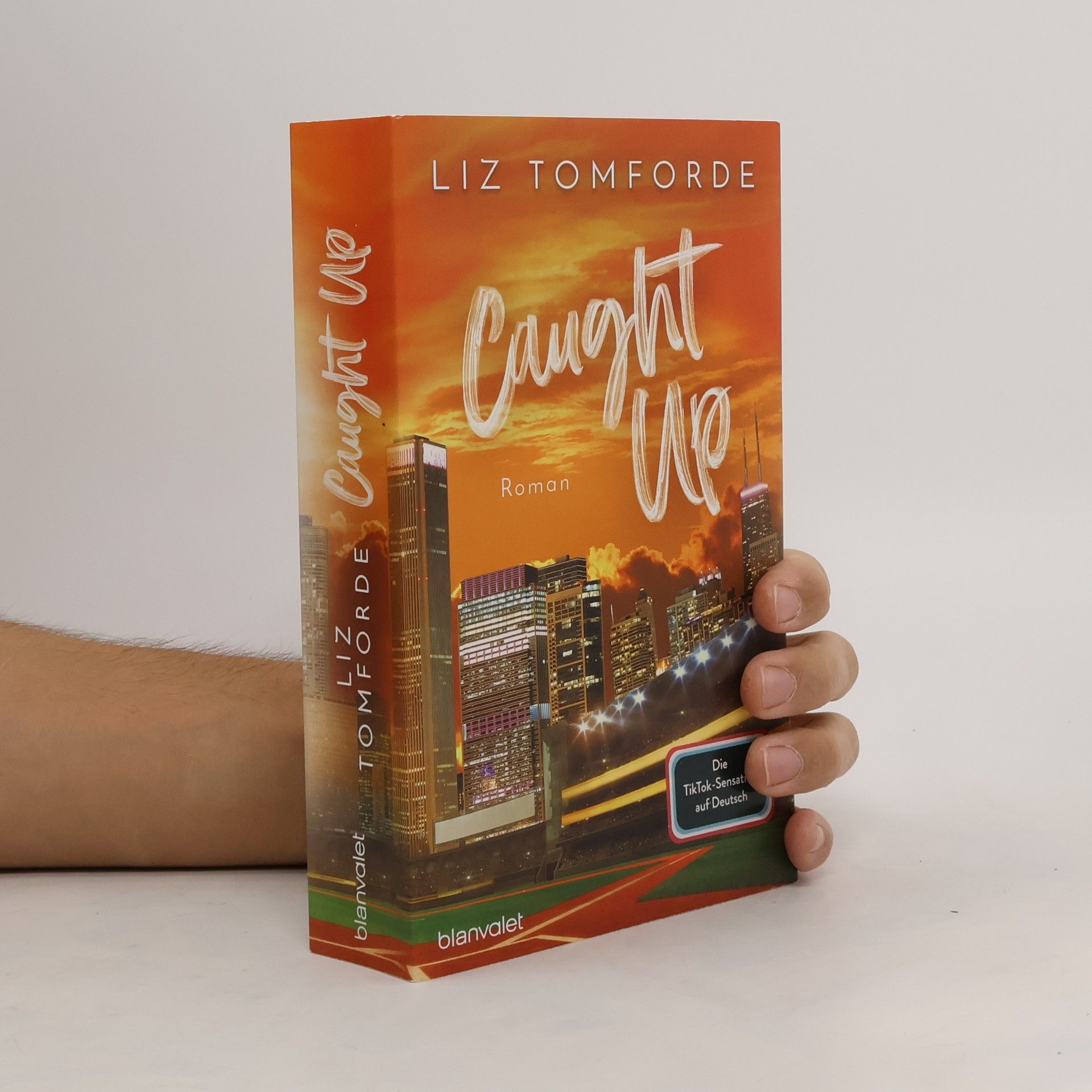 Liz Tomforde Caught up