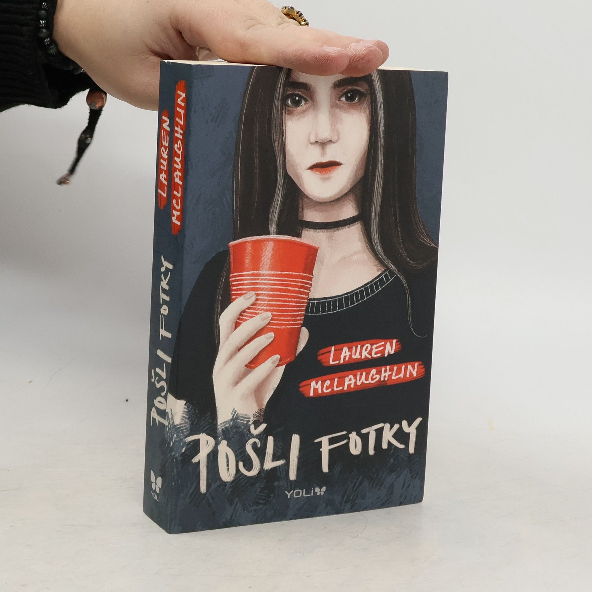 Lauren McLaughlin Pošli fotky