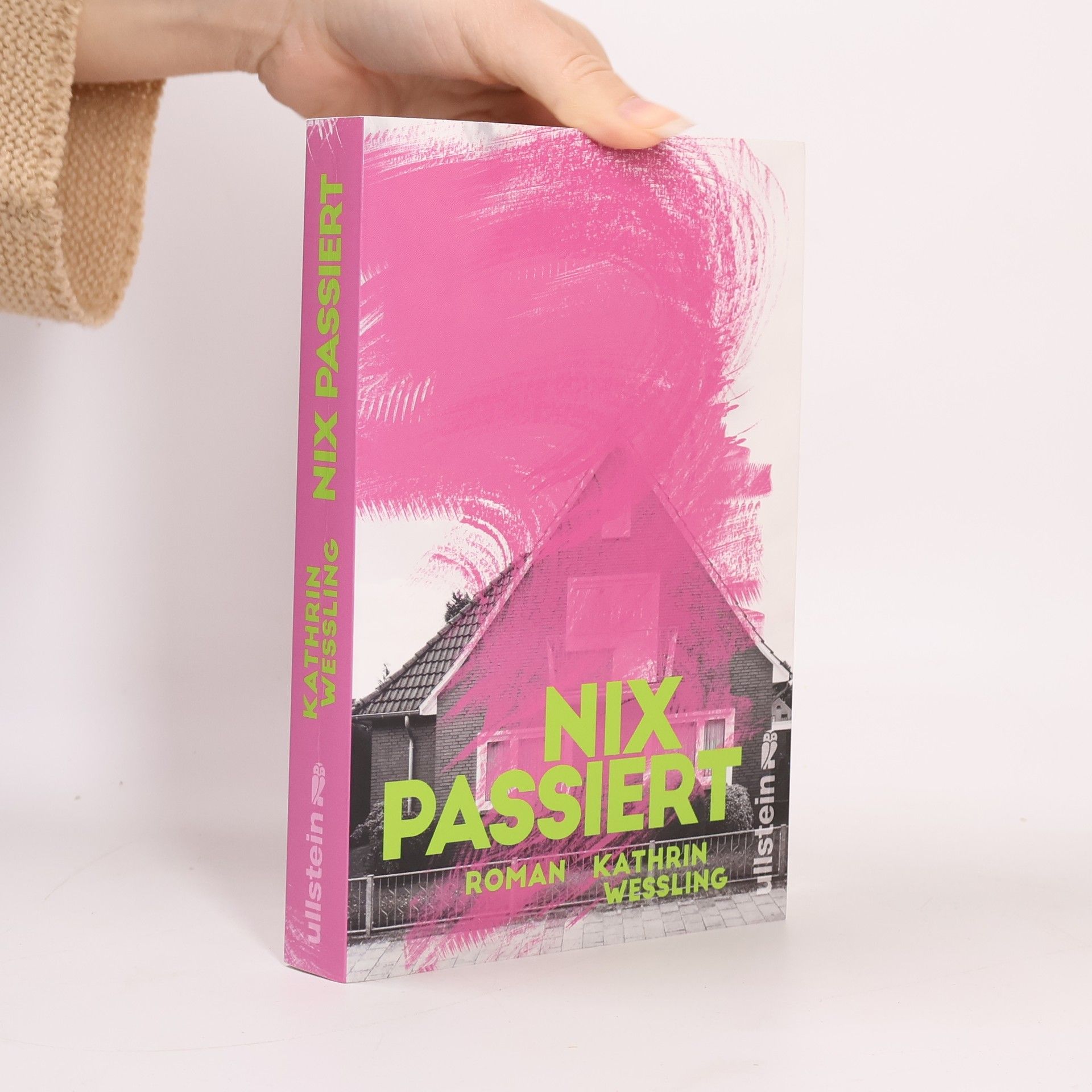 Kathrin Weßling Nix passiert