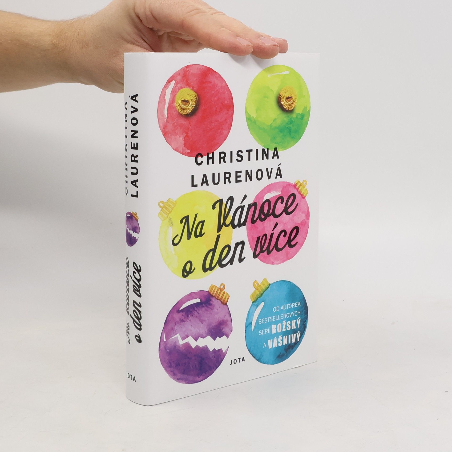 Christina Lauren Na Vánoce o den více