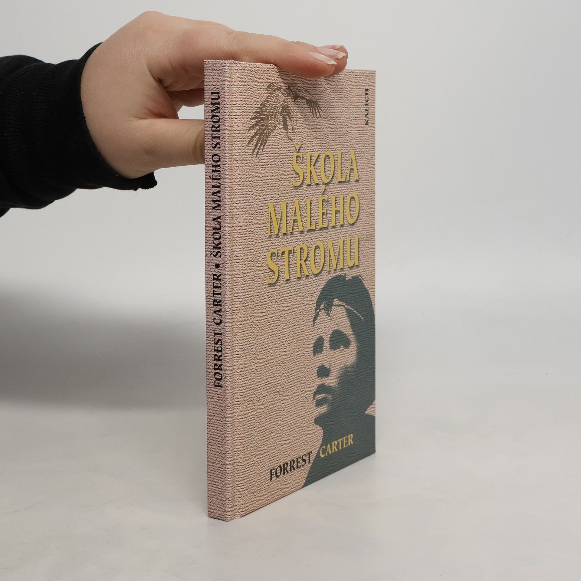 Forrest Carter Škola malého stromu