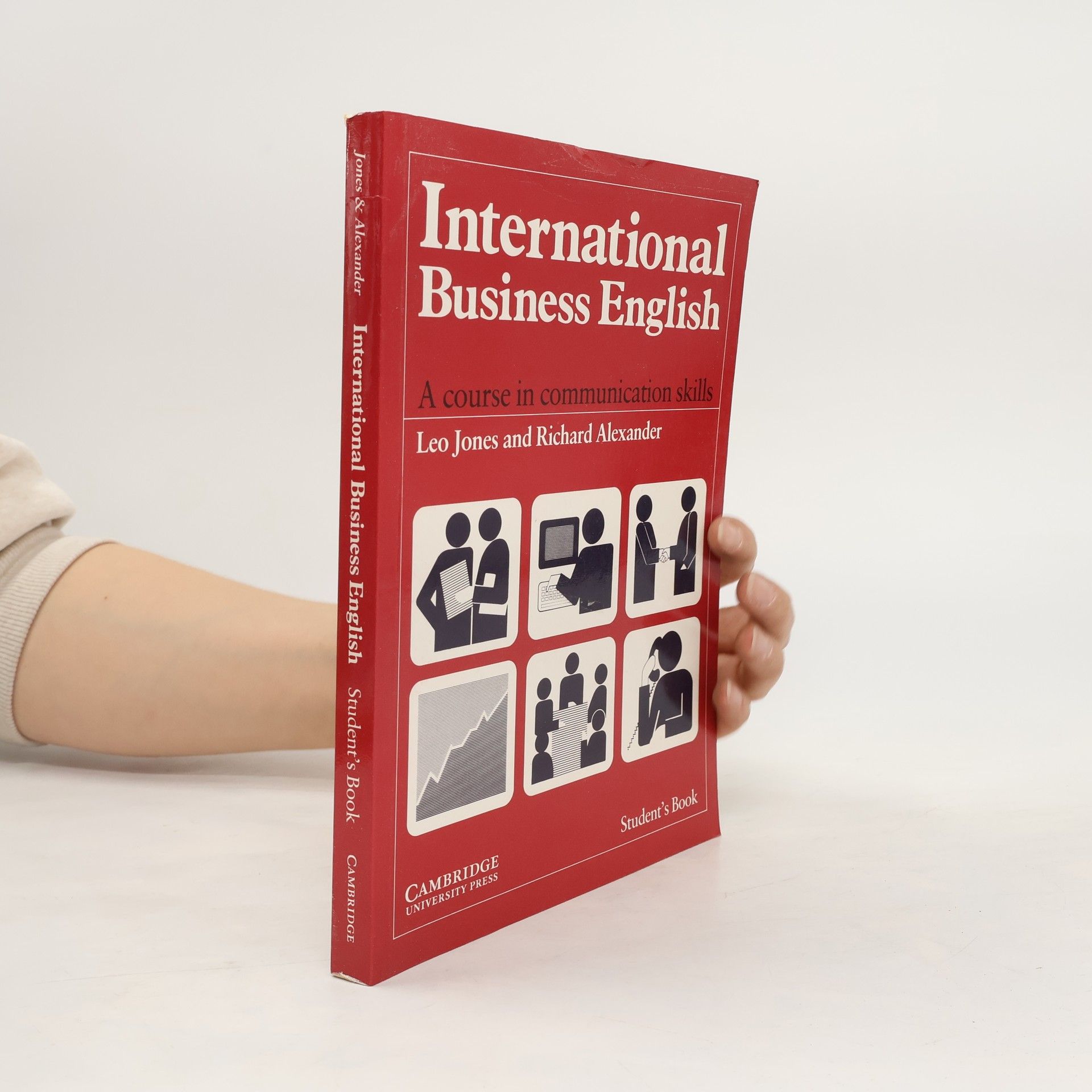 Leo Jones International business english: Communication skills in english for business purposes. Student's book